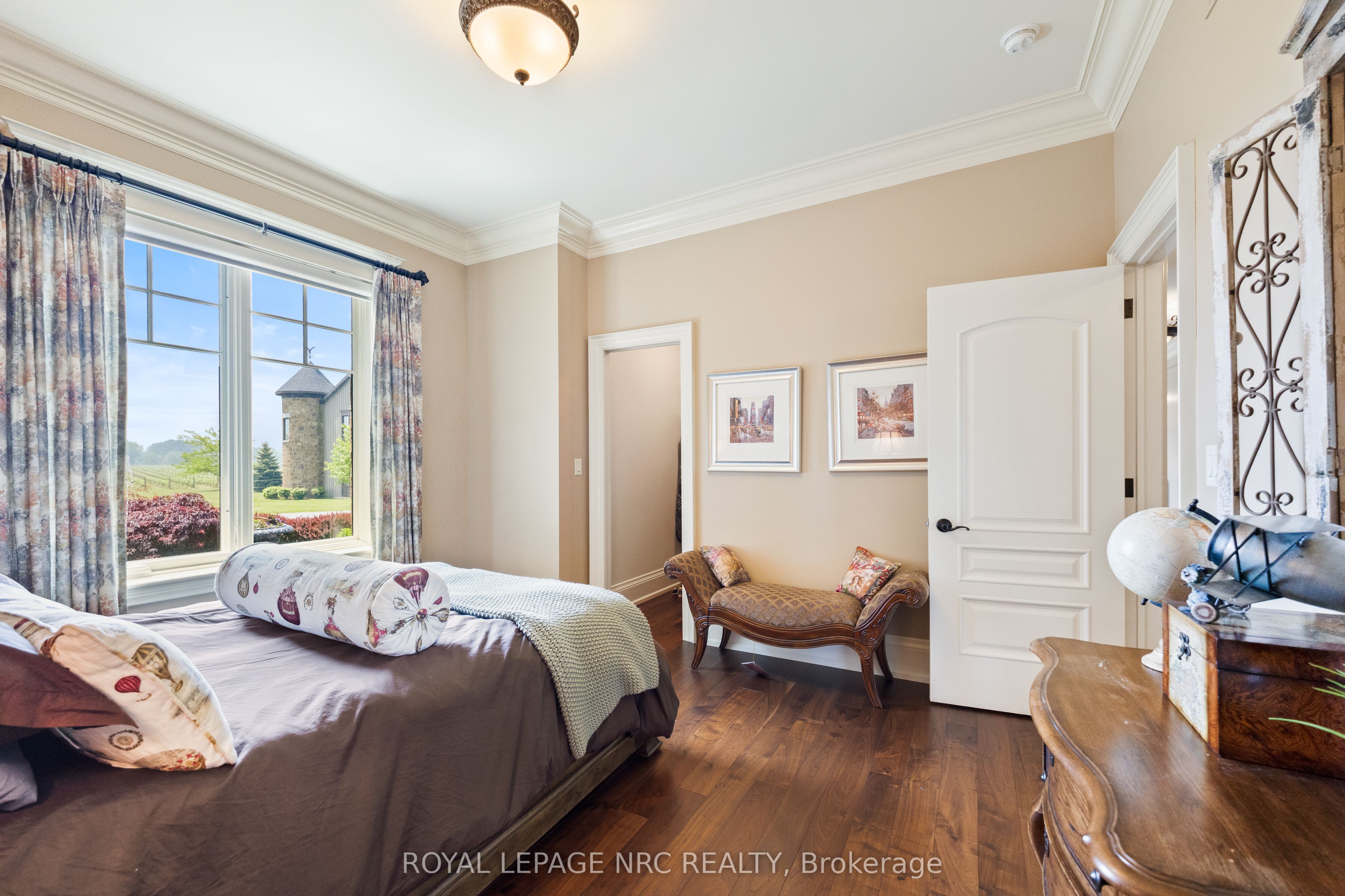 1234 Lakeshore Road Property Photo 28