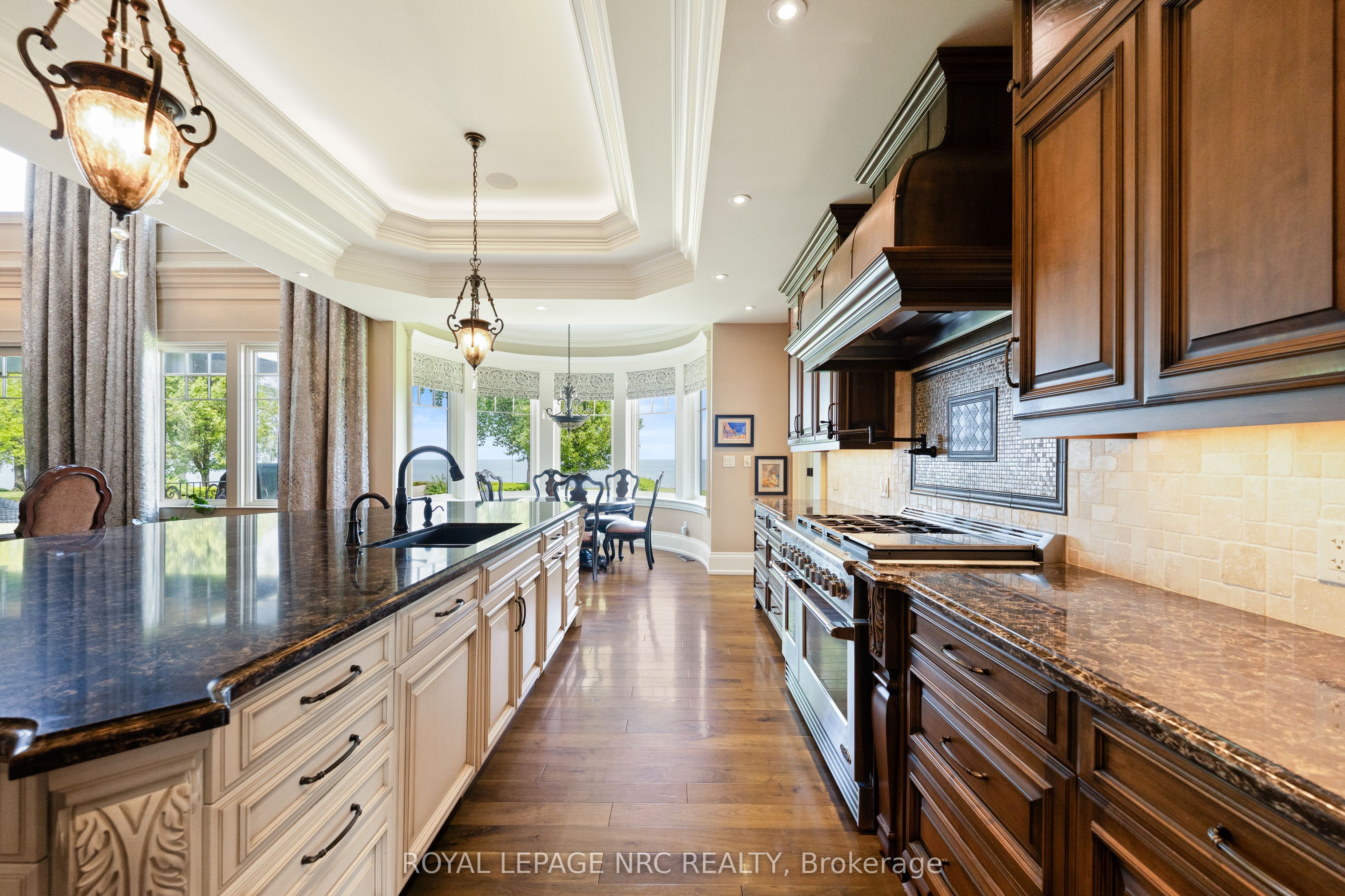 1234 Lakeshore Road Property Photo 33