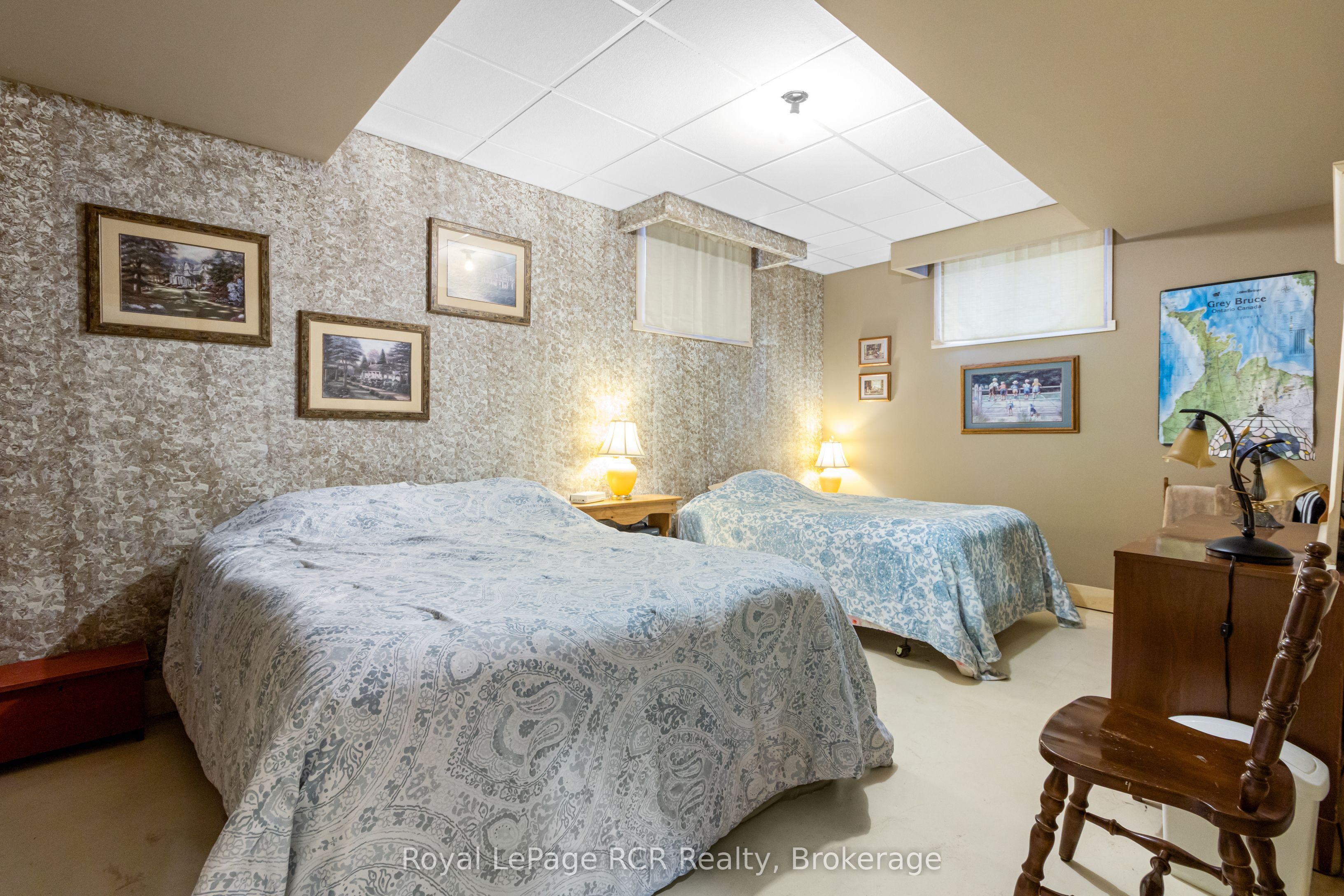 19 Redgate Road E Property Photo 30