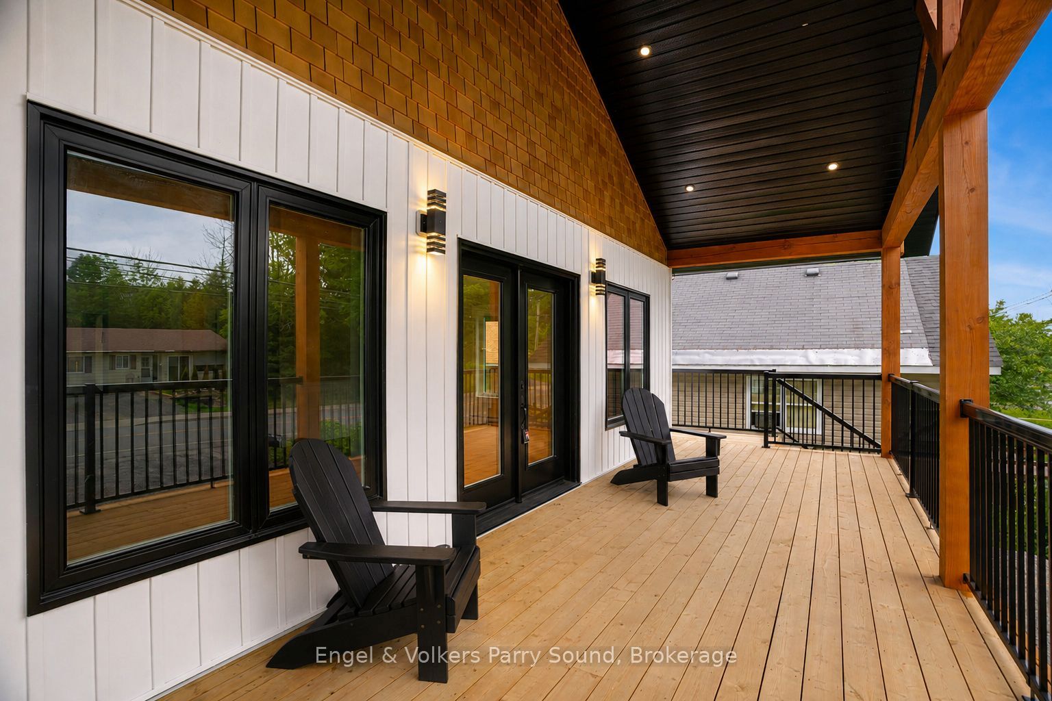 46 Forest Street Property Photo 4