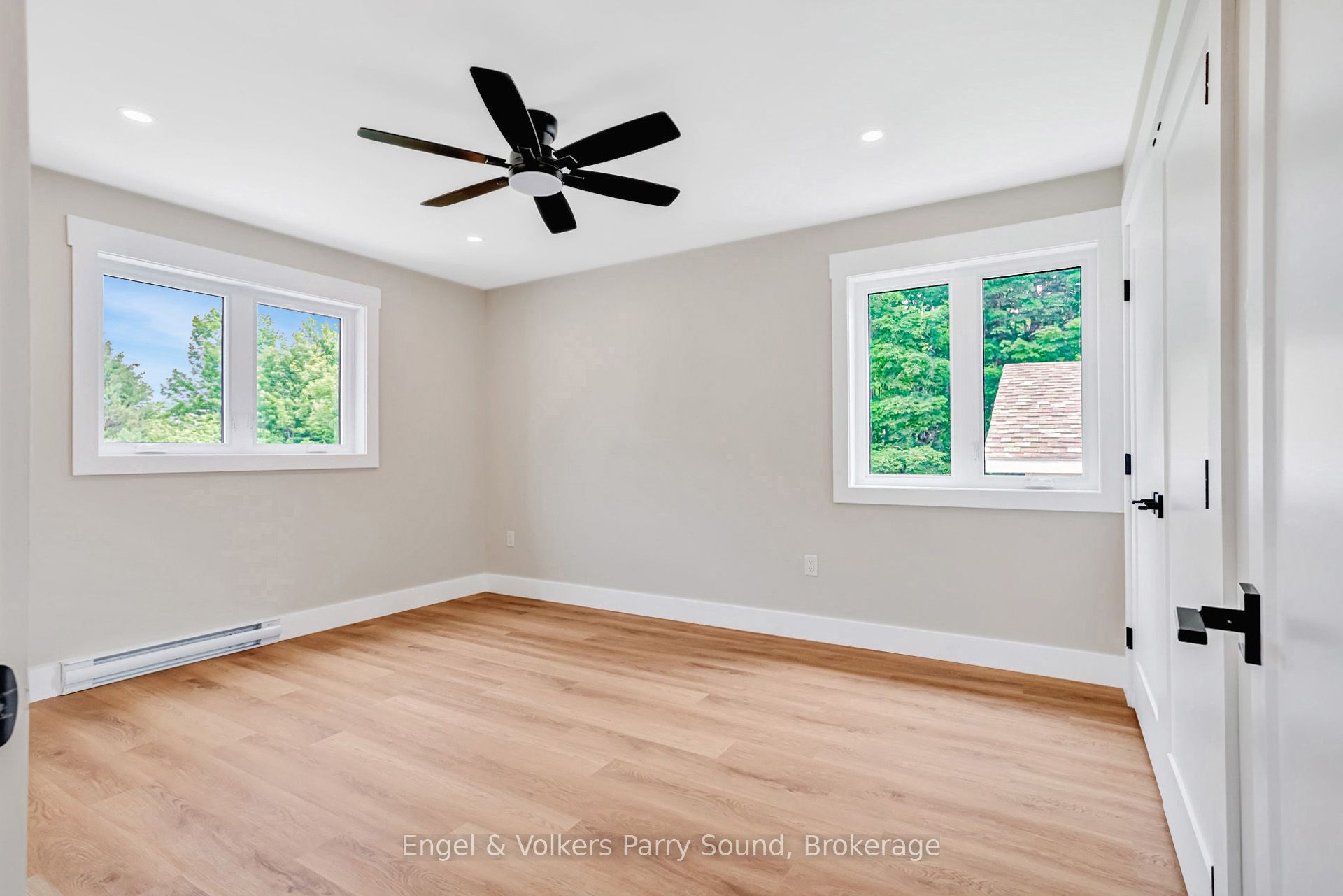 46 Forest Street Property Photo 13