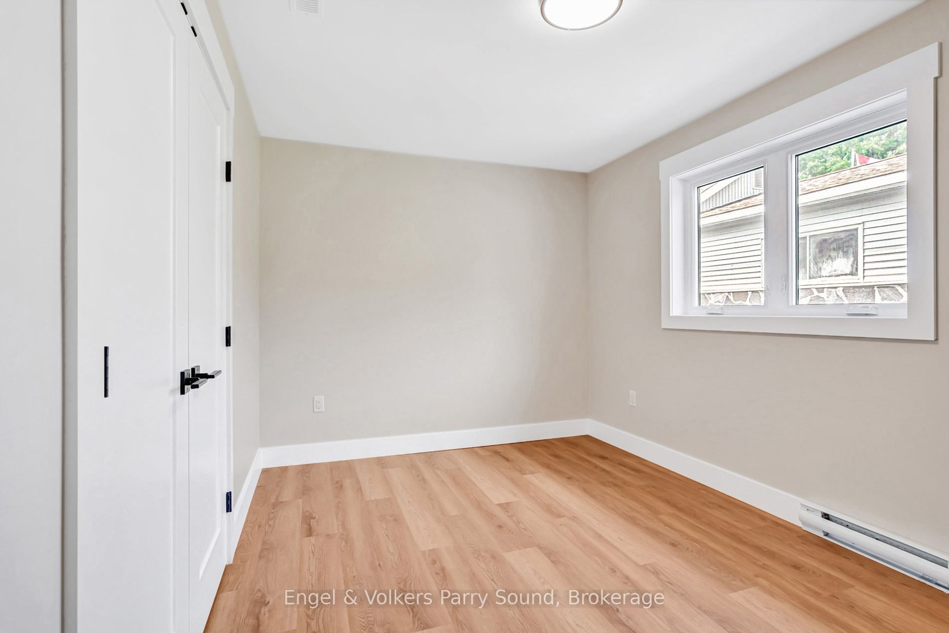 46 Forest Street Property Photo 20