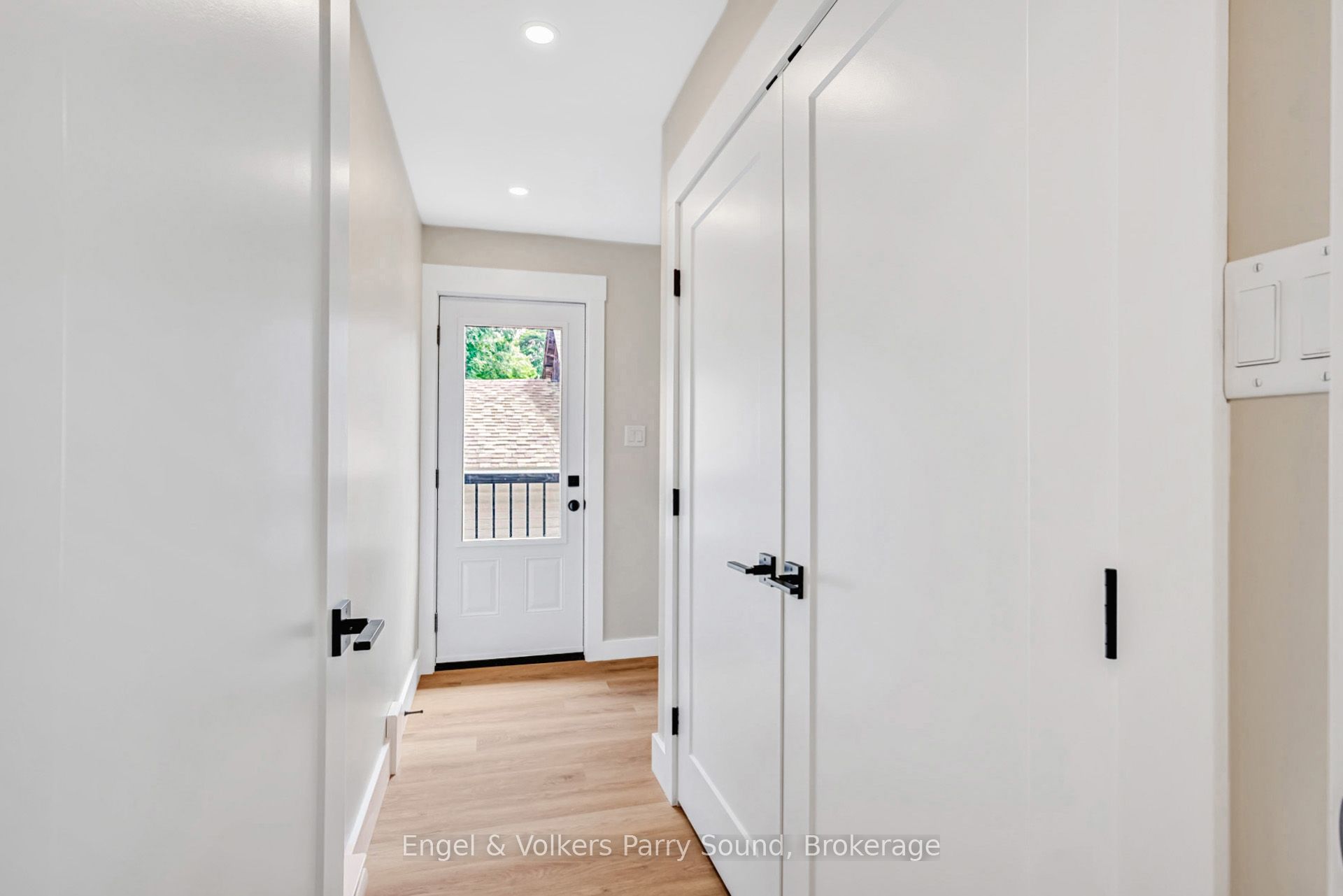 46 Forest Street Property Photo 21