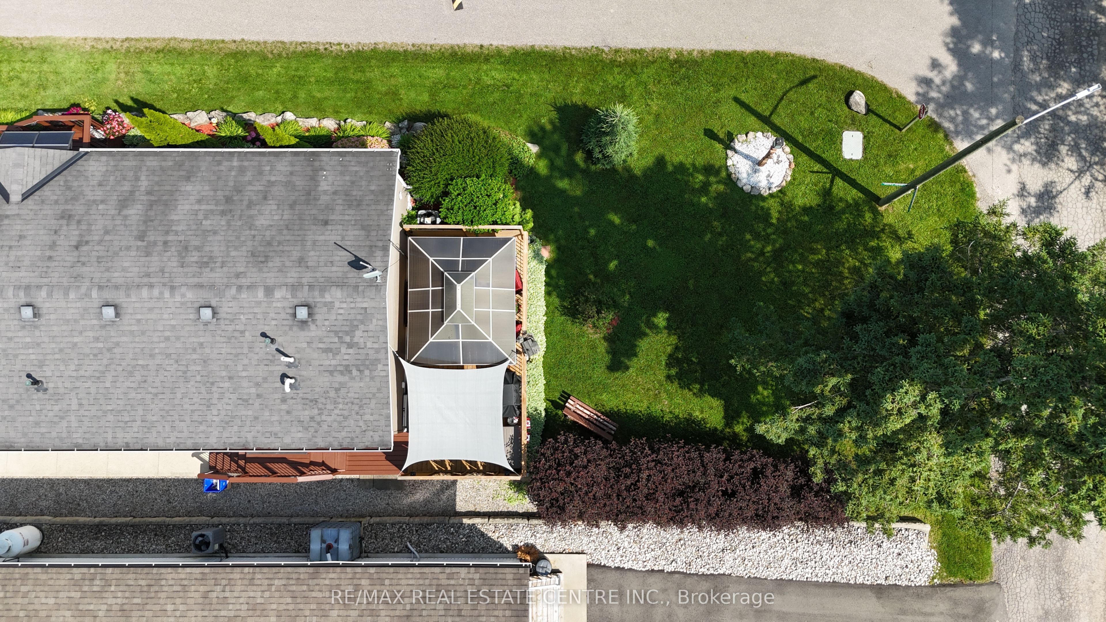 1429 Sheffield Road Property Photo 4