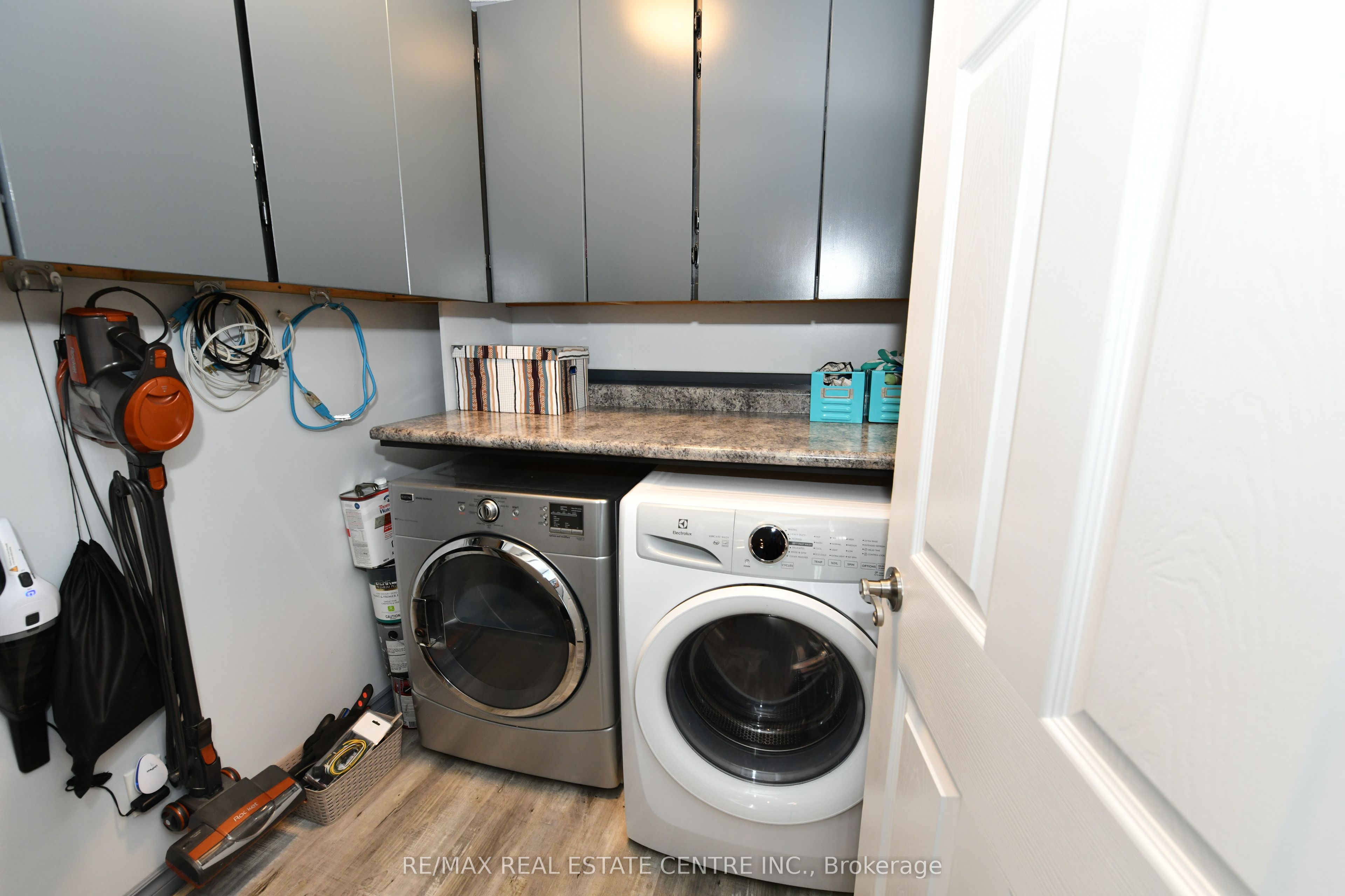 1429 Sheffield Road Property Photo 14