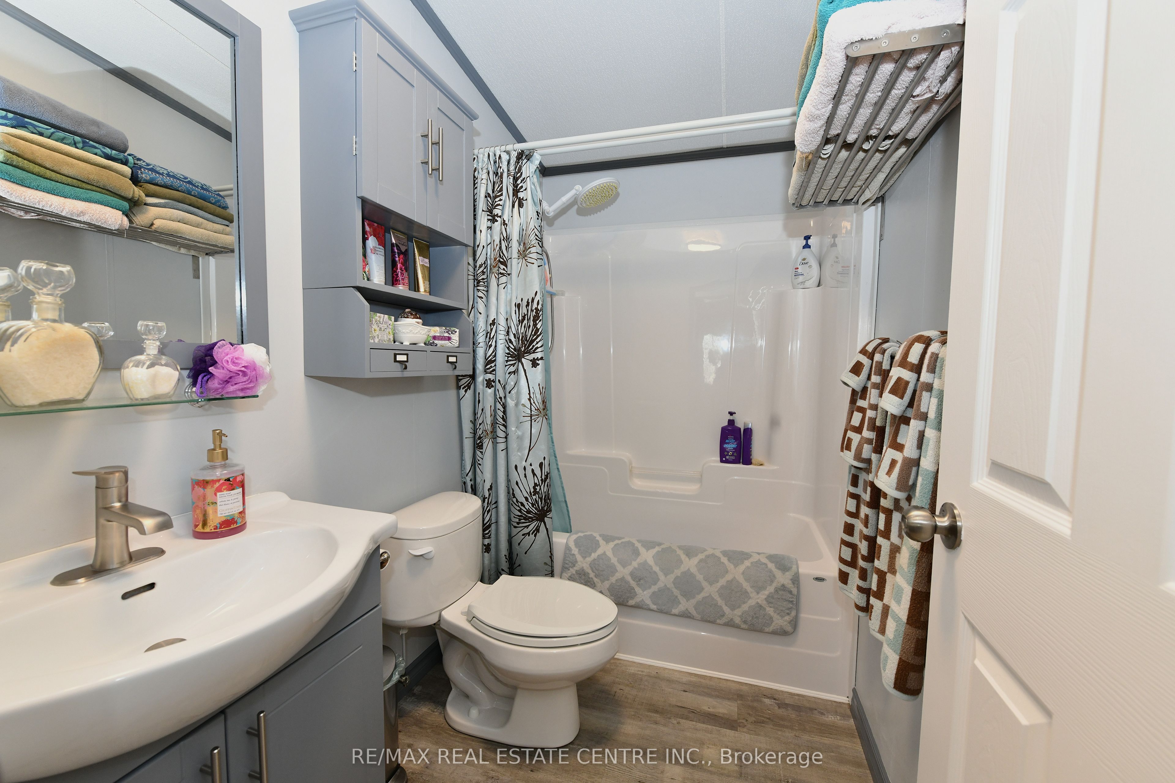 1429 Sheffield Road Property Photo 19