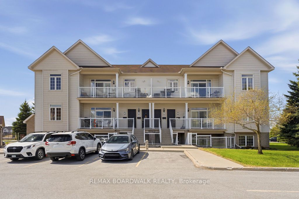 109 Artesa Private C Property Photo 1