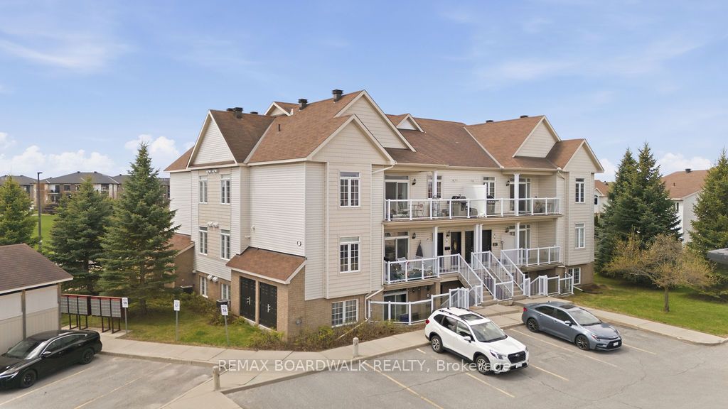 109 Artesa Private C Property Photo 33