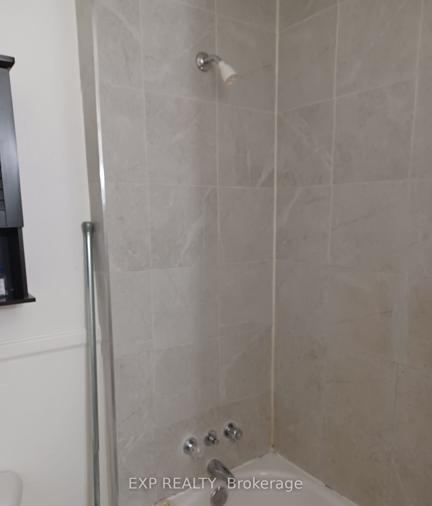 4 Rosemont Avenue Property Photo 6