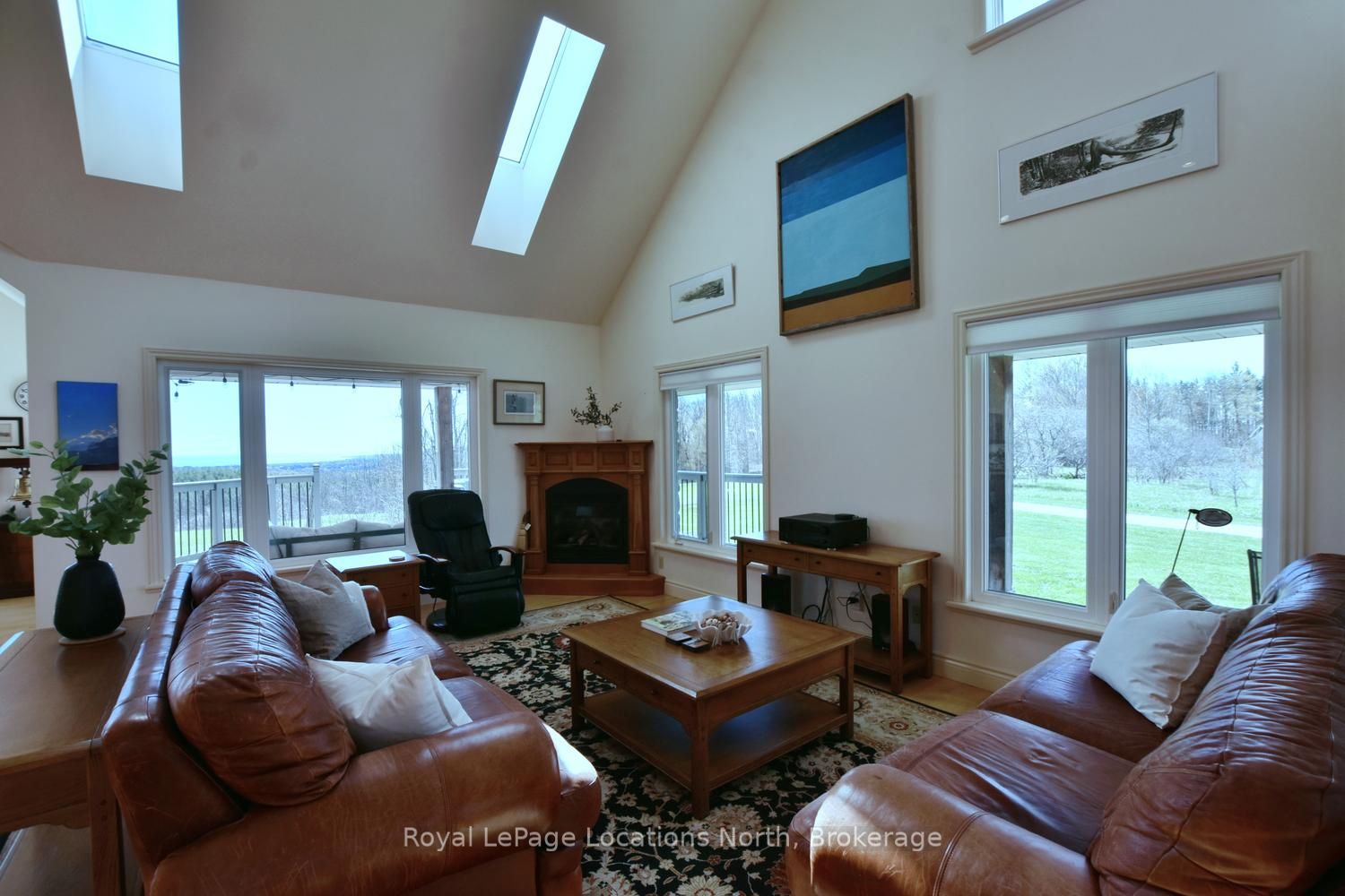 245337 22 Side Road Property Photo 6