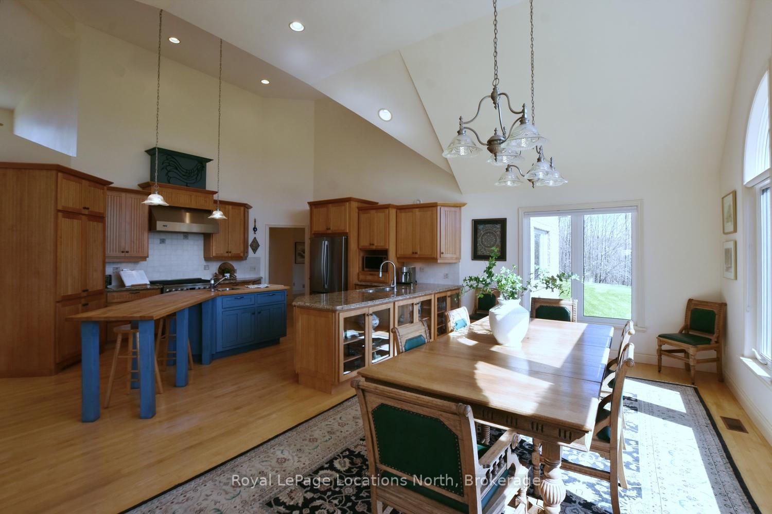 245337 22 Side Road Property Photo 11