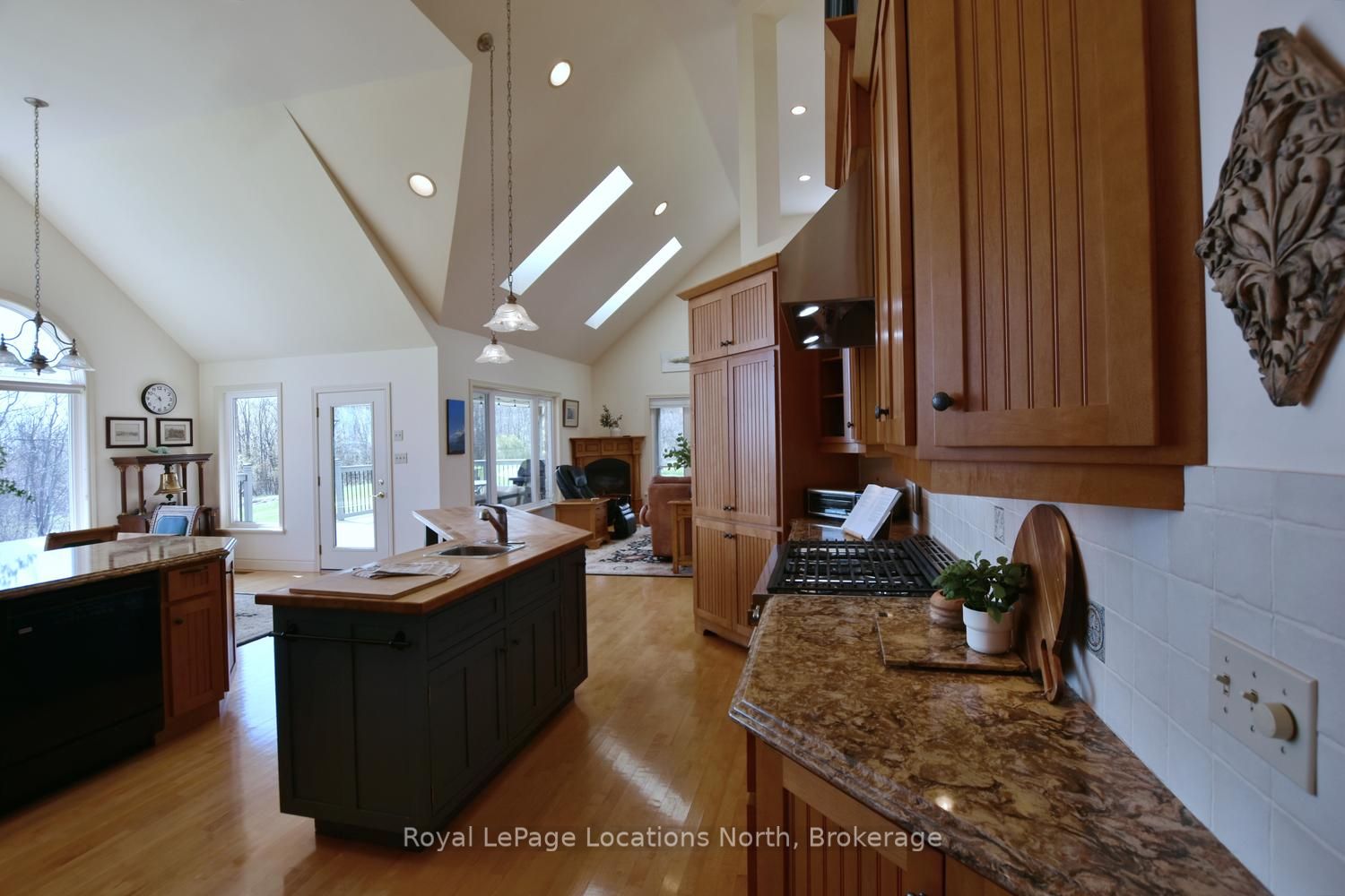 245337 22 Side Road Property Photo 15