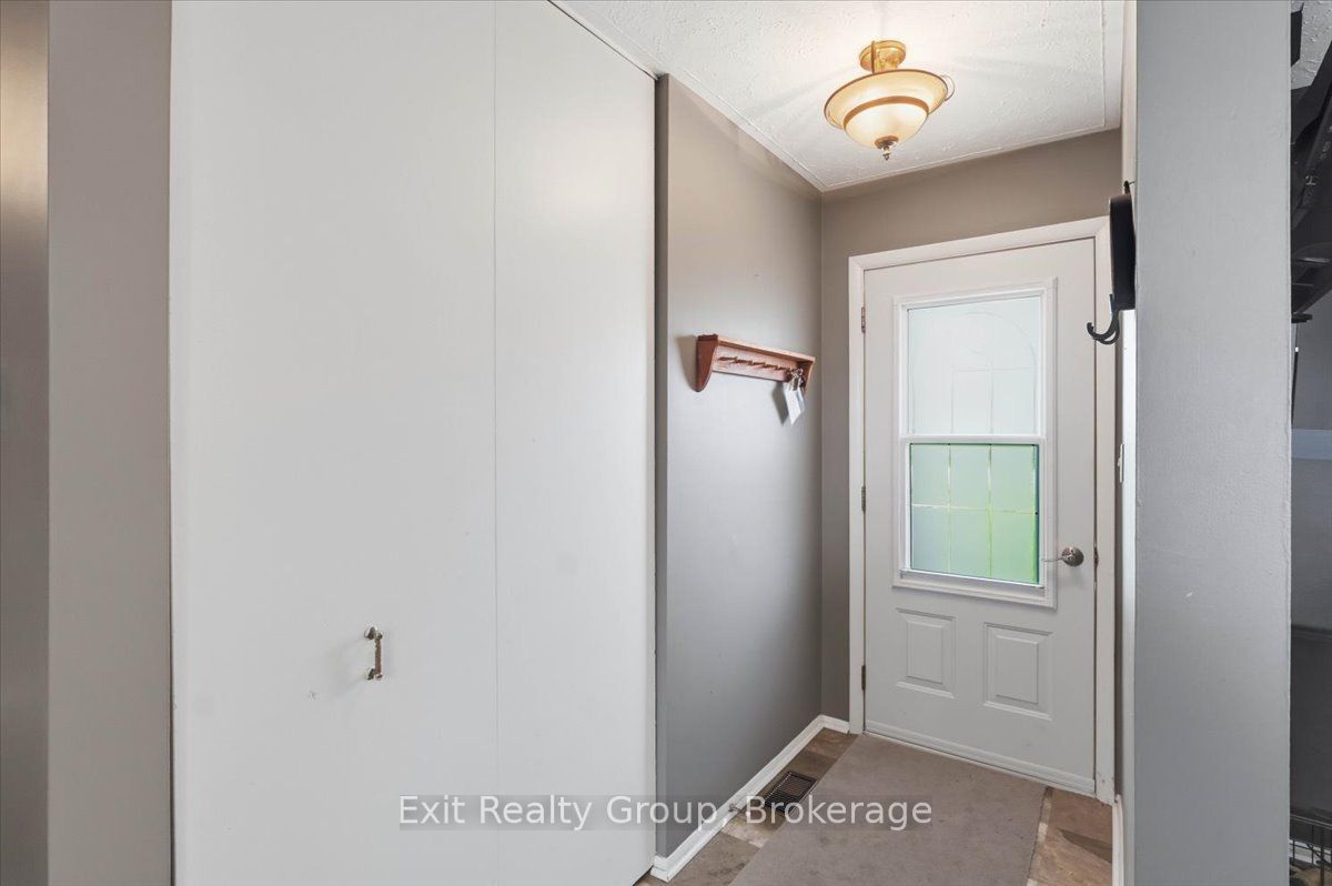 196 Elmwood Drive Property Photo 7