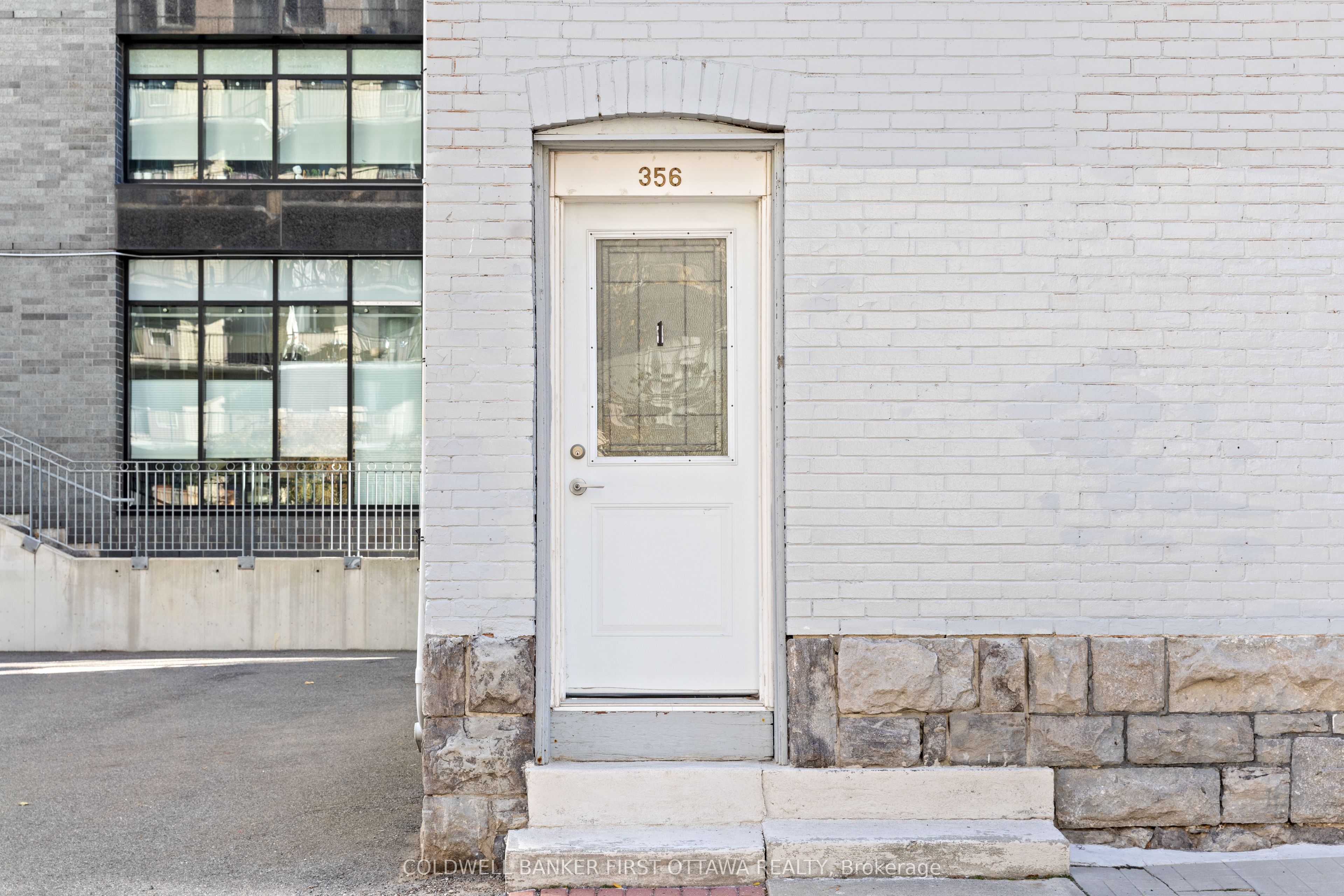245 Bay Street Property Photo 6