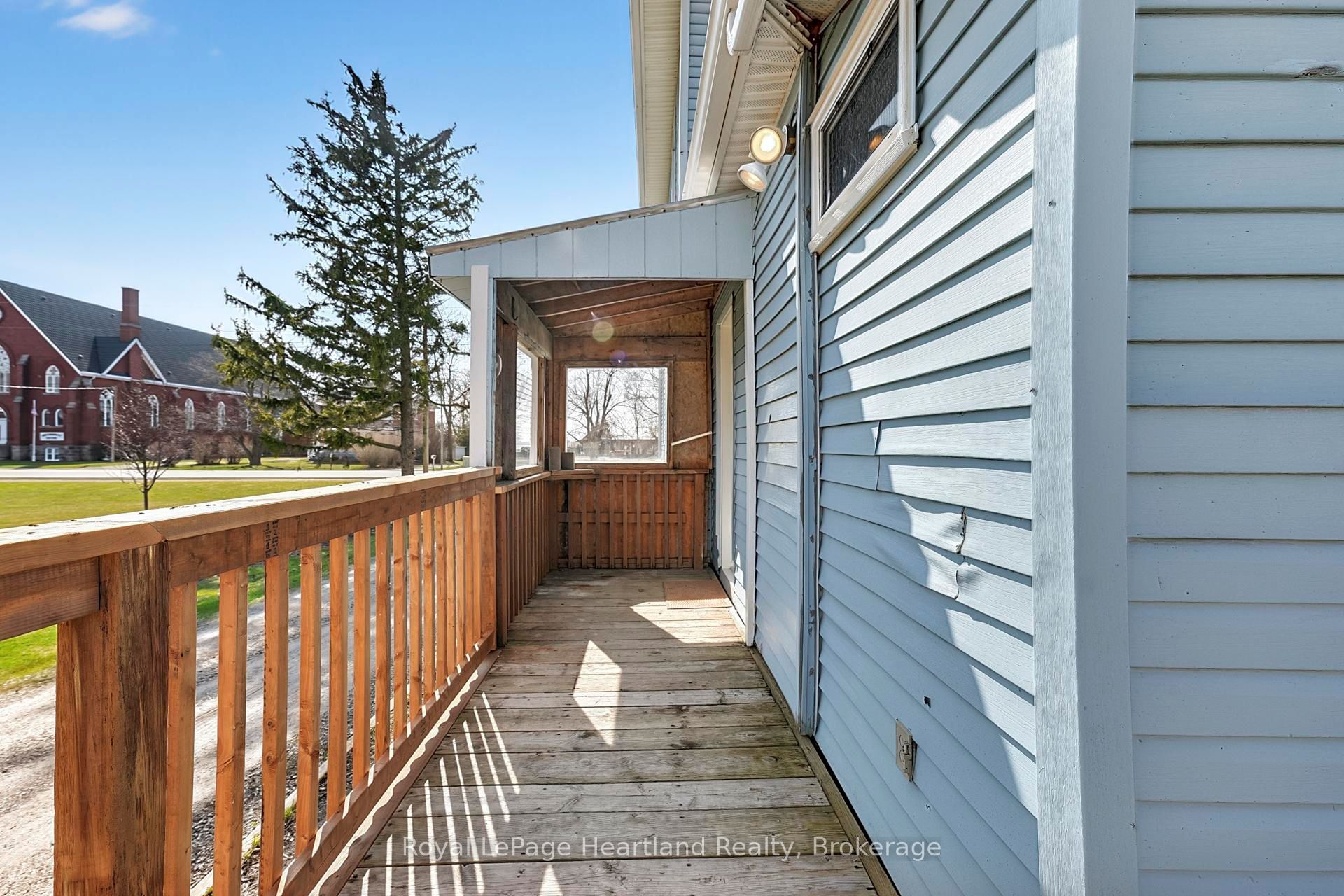 84688 Bluewater Highway Property Photo 32