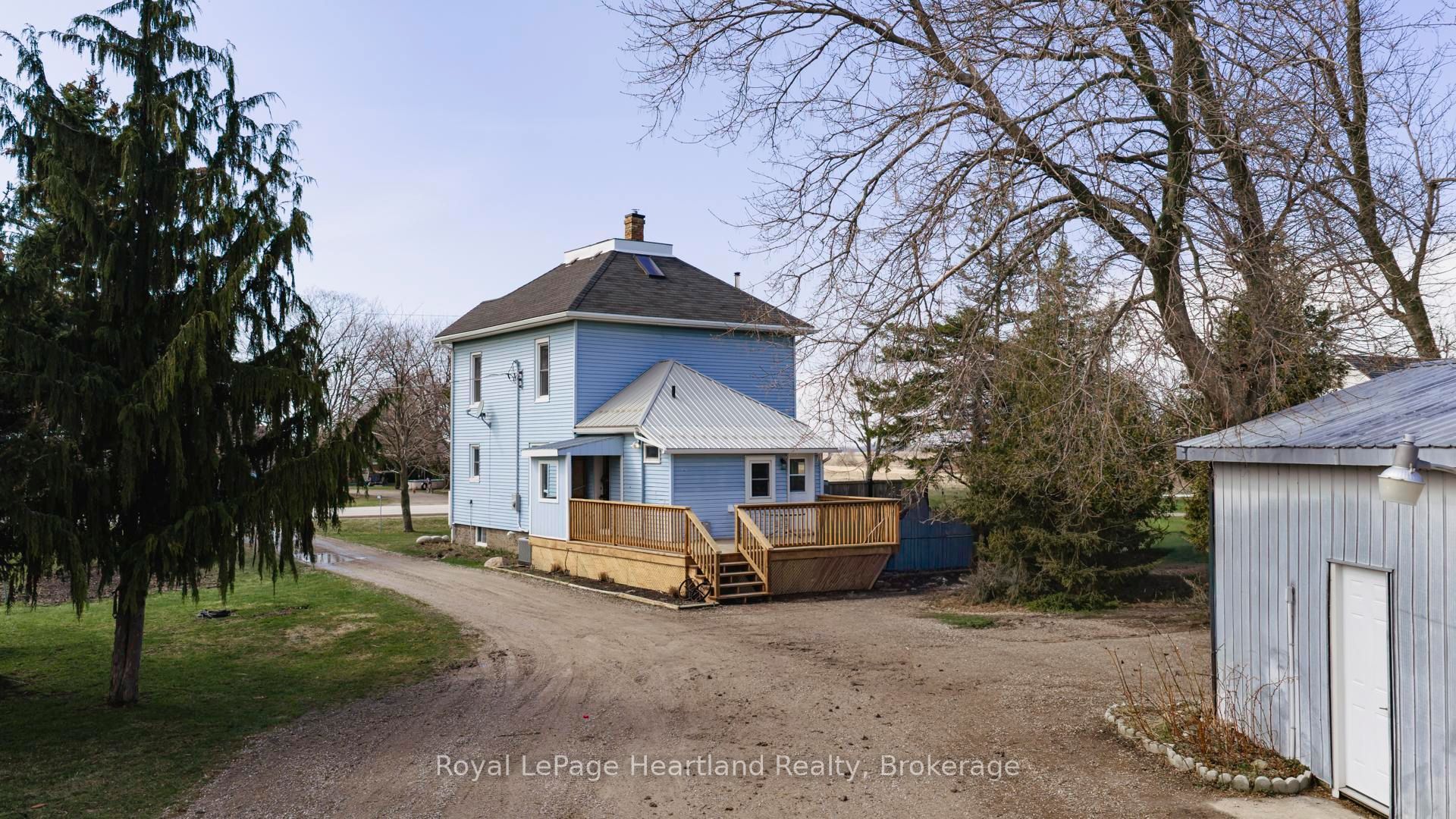 84688 Bluewater Highway Property Photo 35