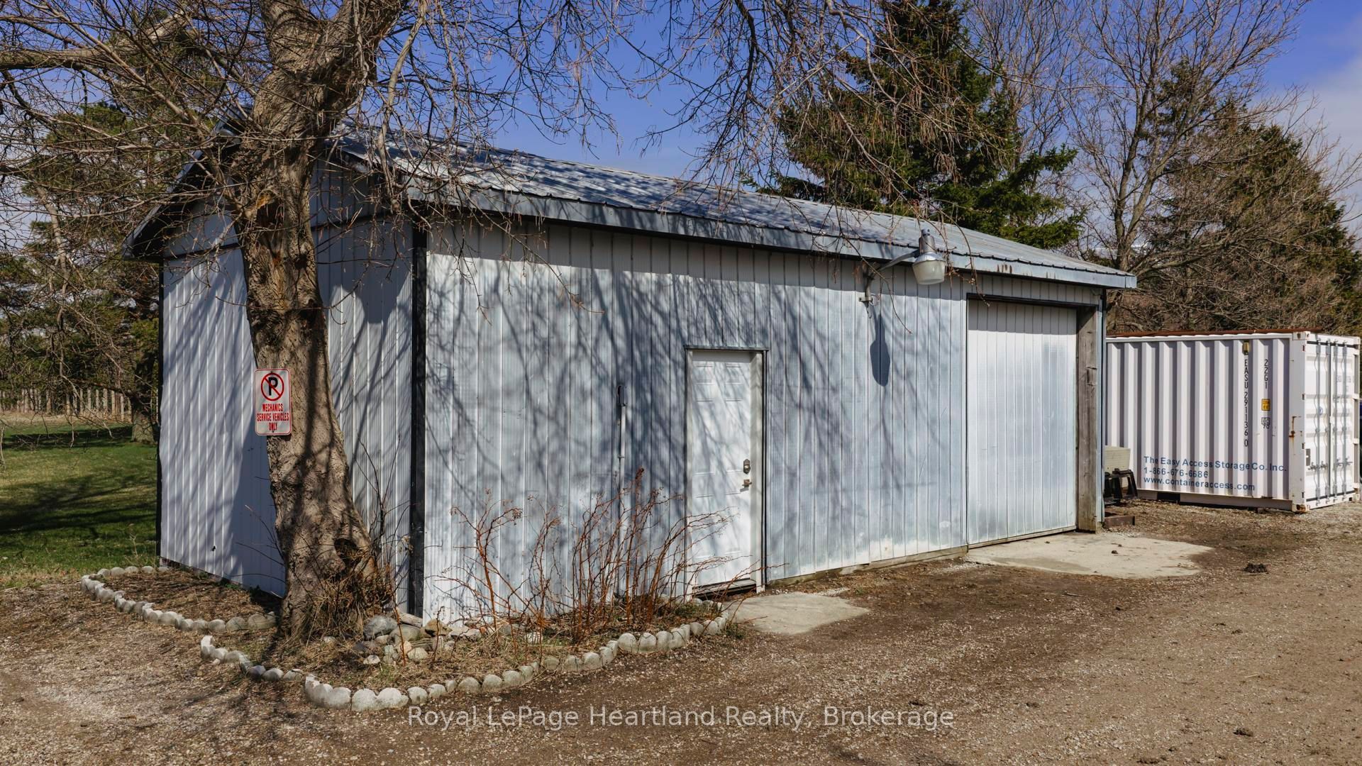 84688 Bluewater Highway Property Photo 37