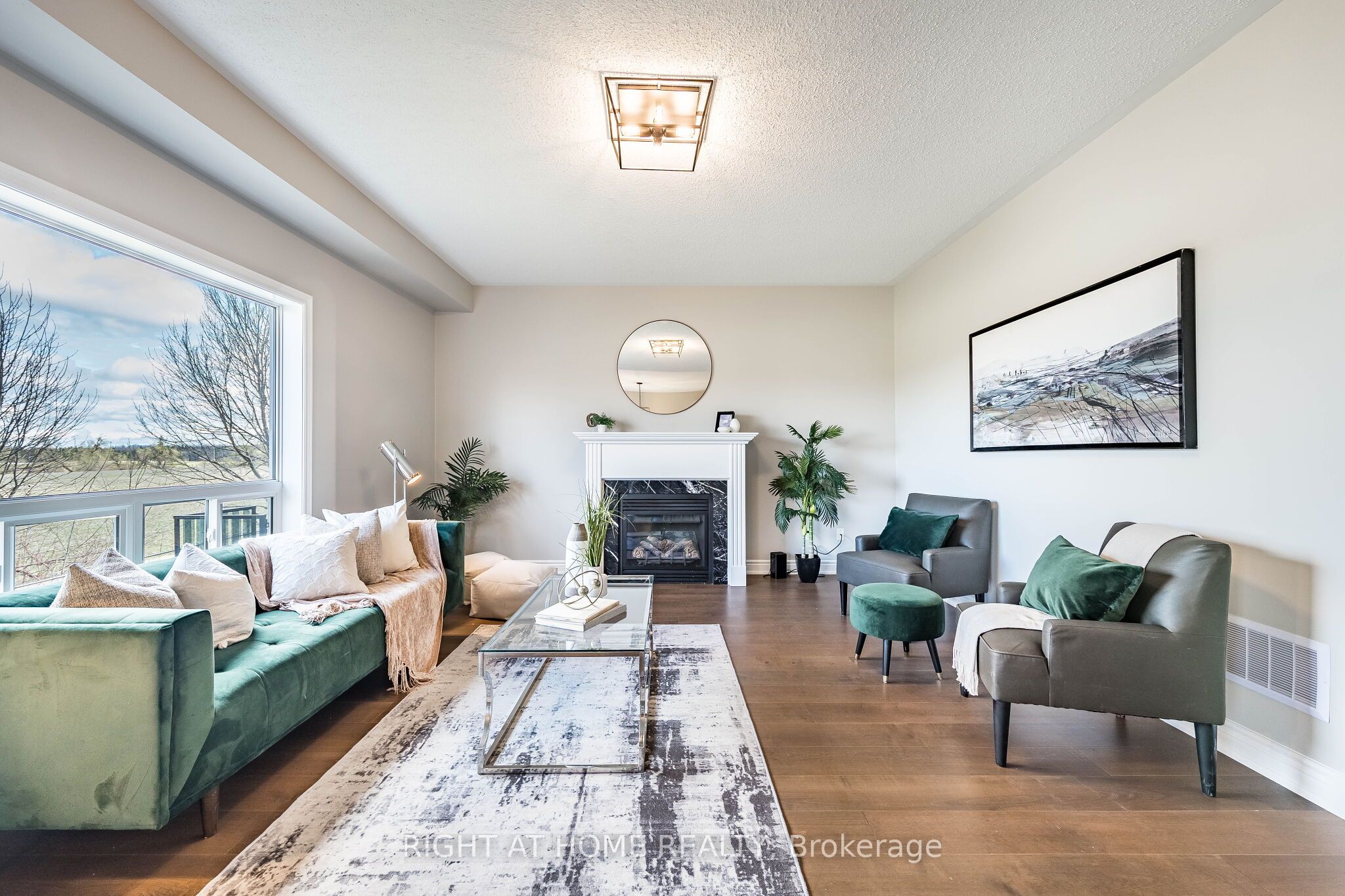 940 O'reilly Crescent Property Photo 1