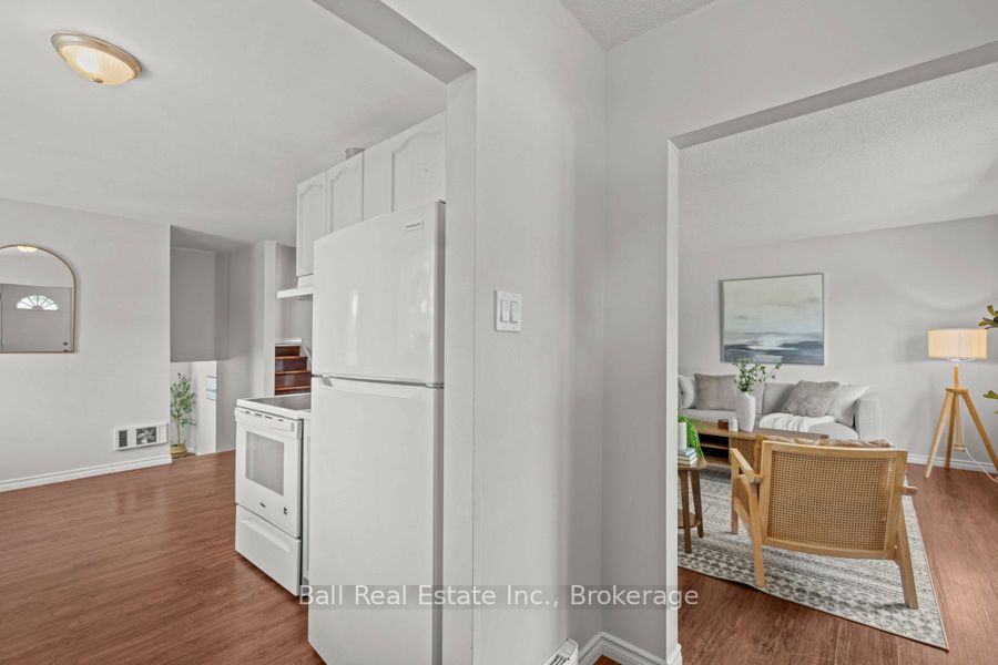2226 Springwood Road Property Photo 5