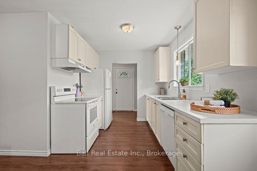2226 Springwood Road Property Photo 12