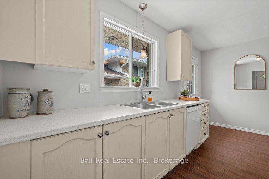 2226 Springwood Road Property Photo 15