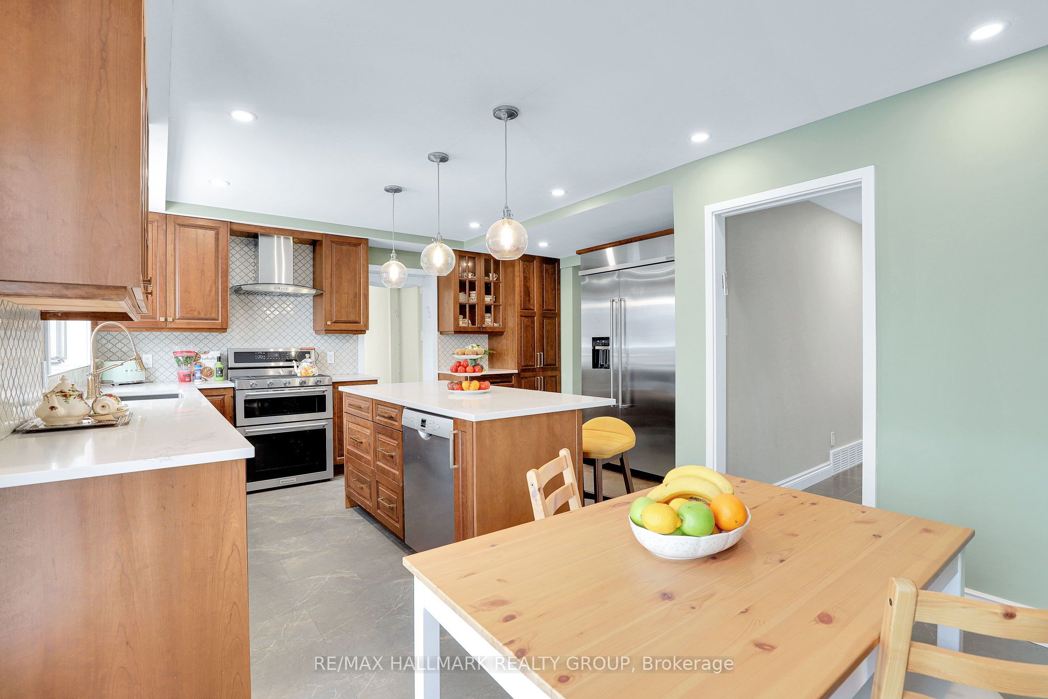 1712 Playfair Drive Property Photo 15