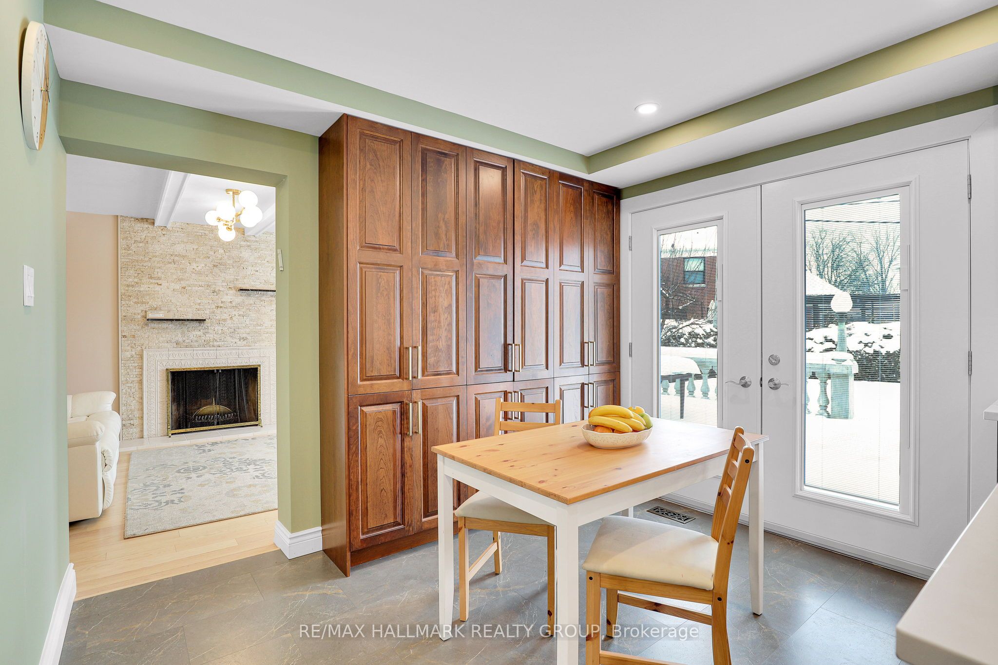 1712 Playfair Drive Property Photo 17