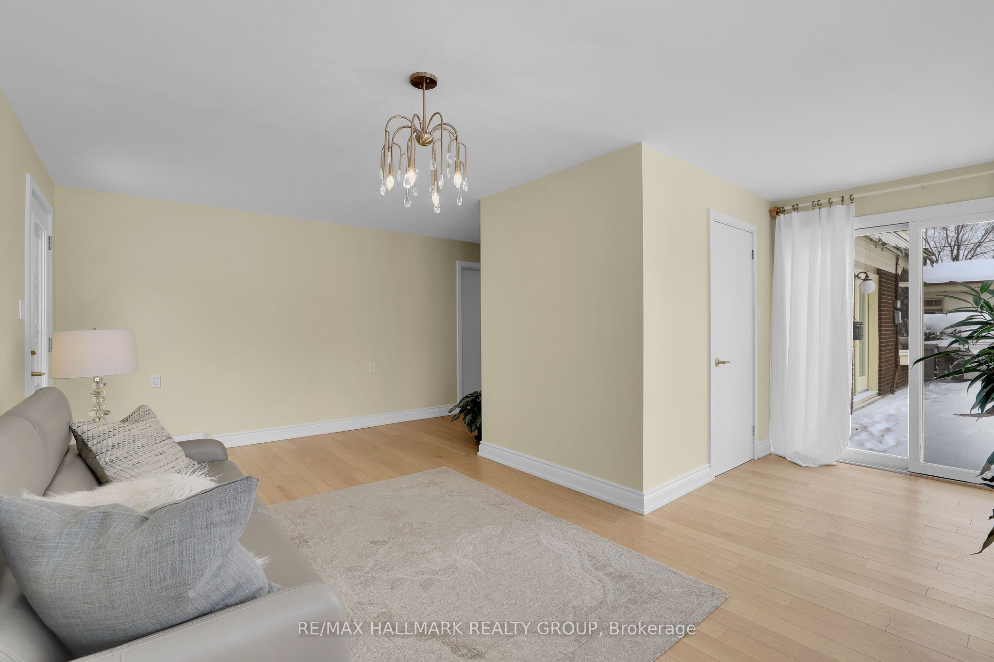 1712 Playfair Drive Property Photo 24