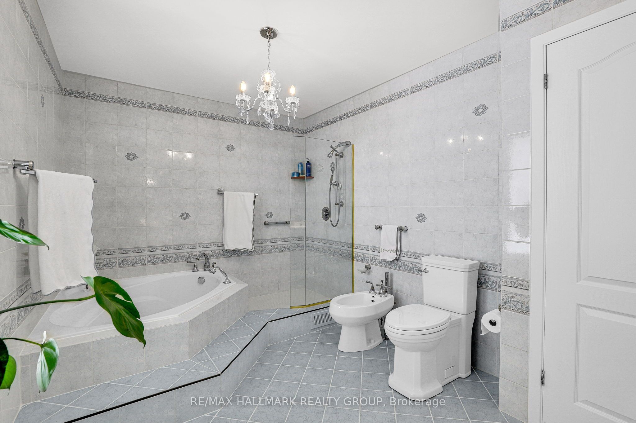 1712 Playfair Drive Property Photo 32
