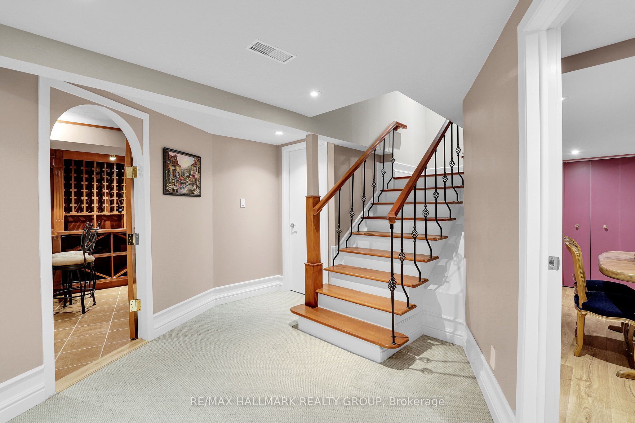 1712 Playfair Drive Property Photo 34