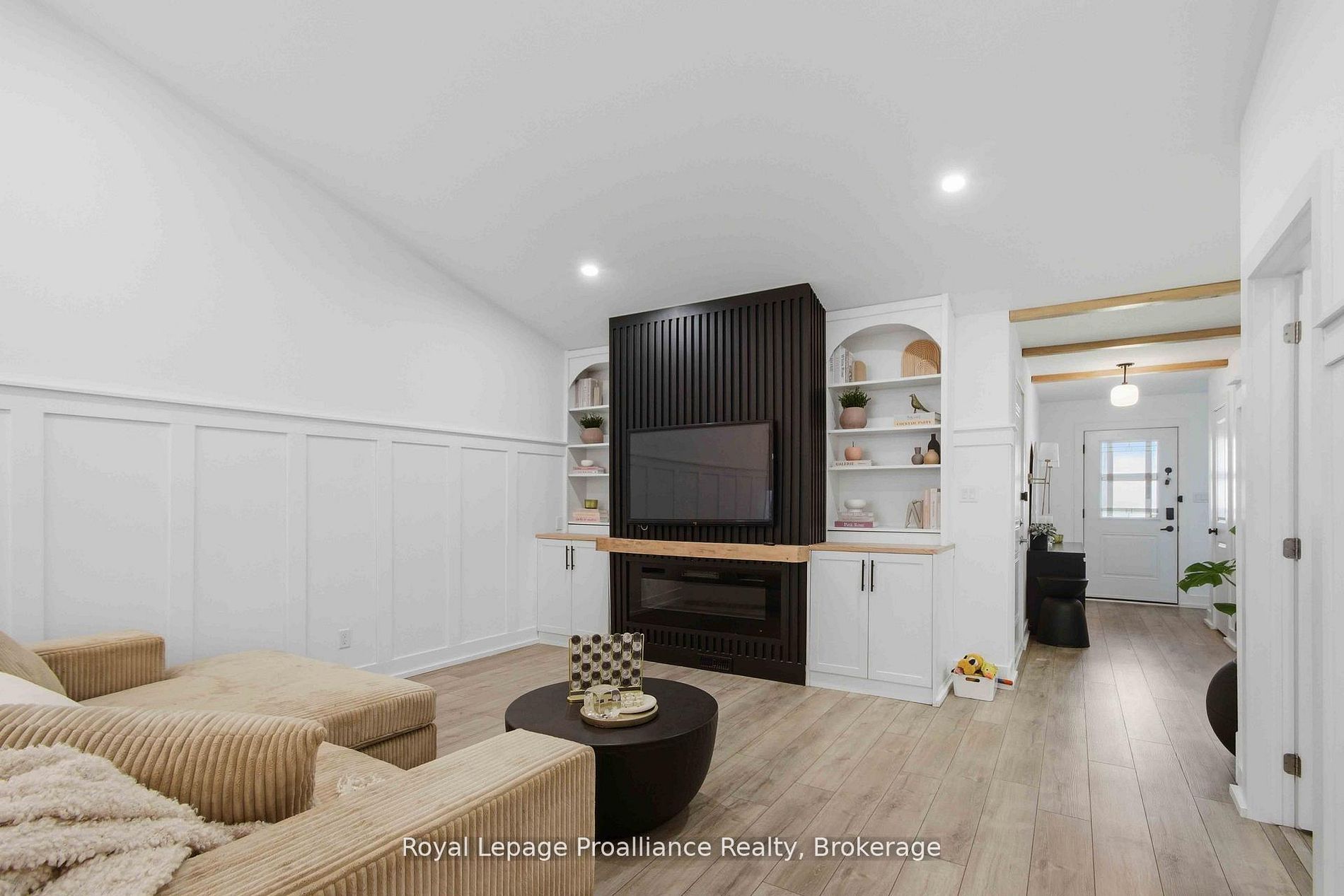 24 Buchanan Avenue Property Photo 1