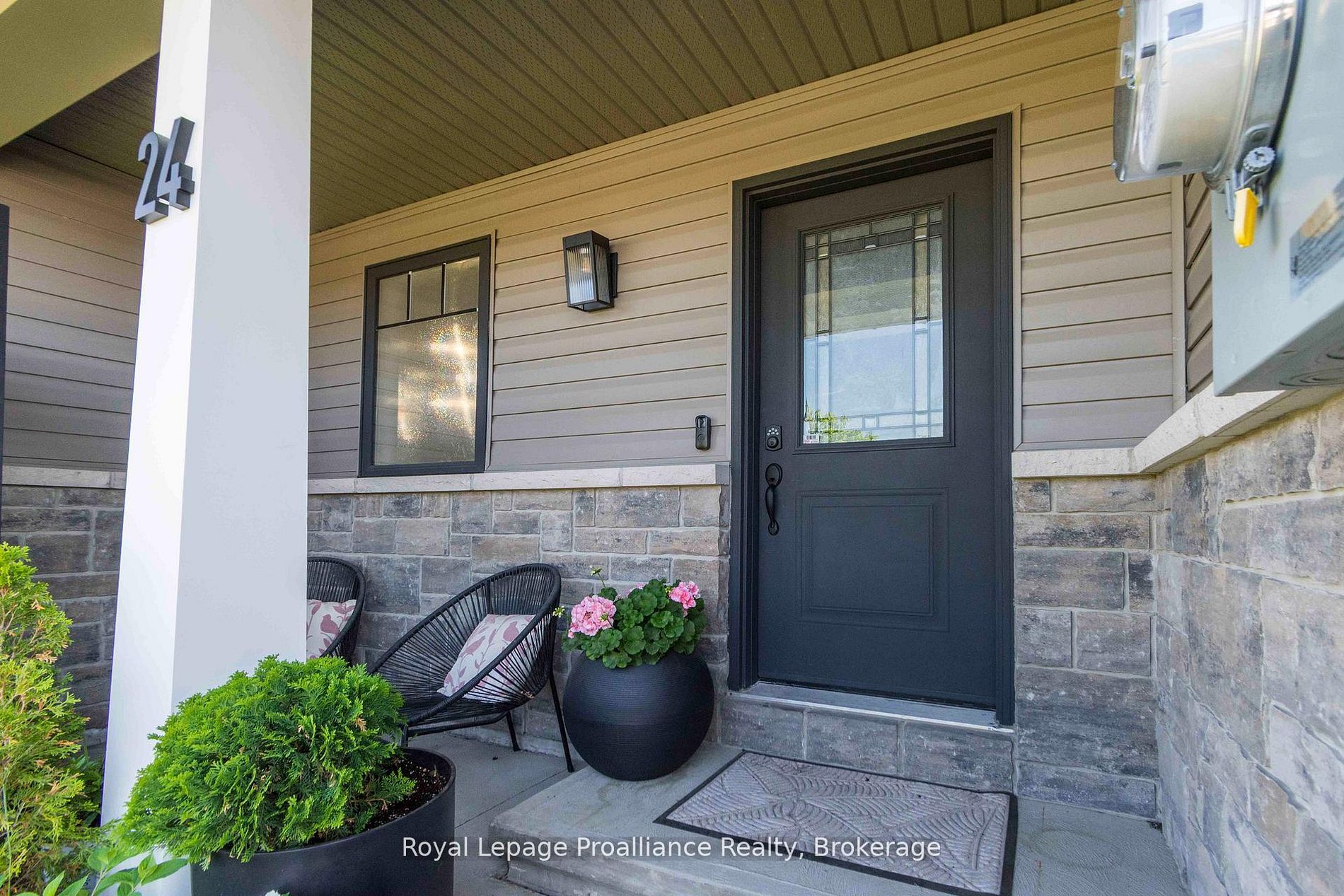 24 Buchanan Avenue Property Photo 4