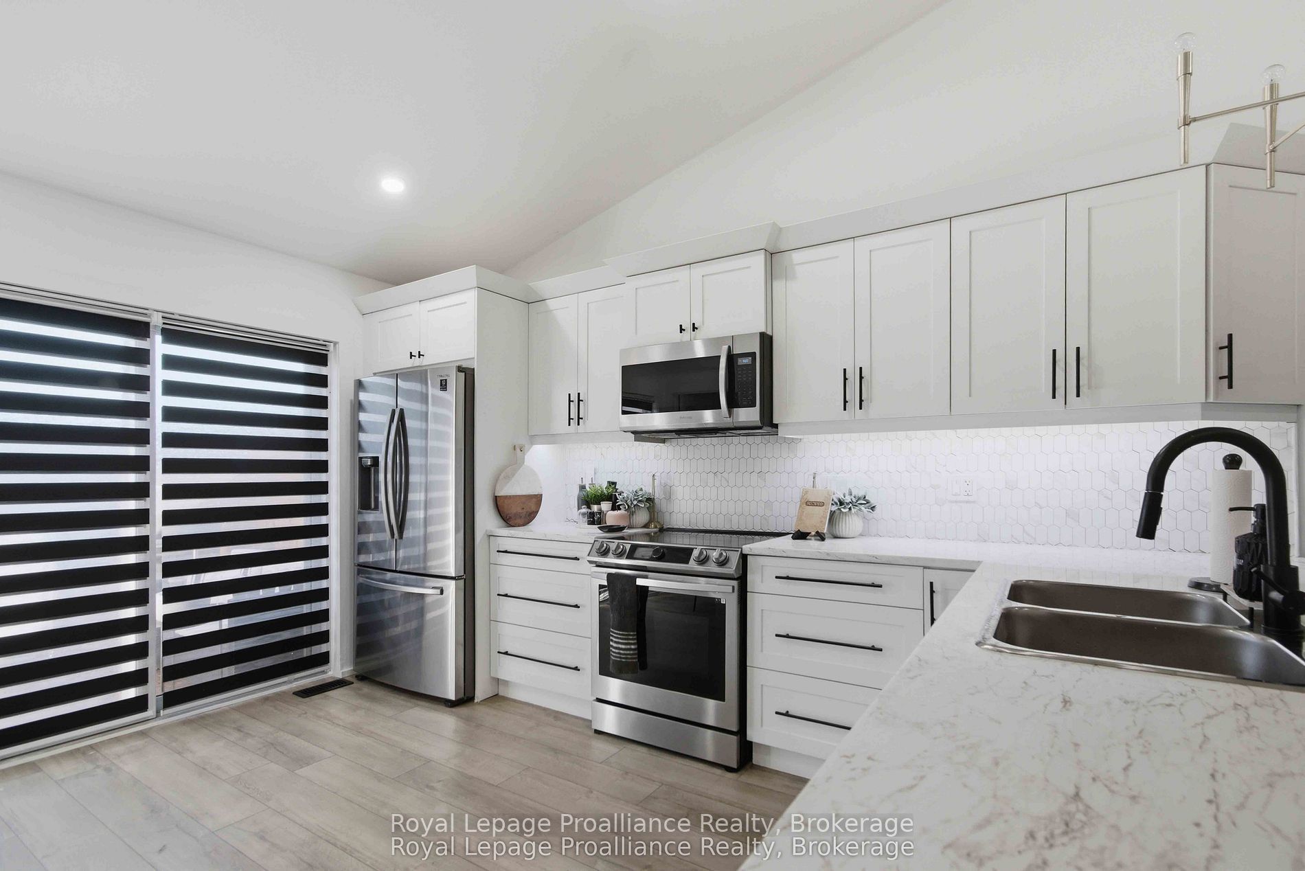 24 Buchanan Avenue Property Photo 11