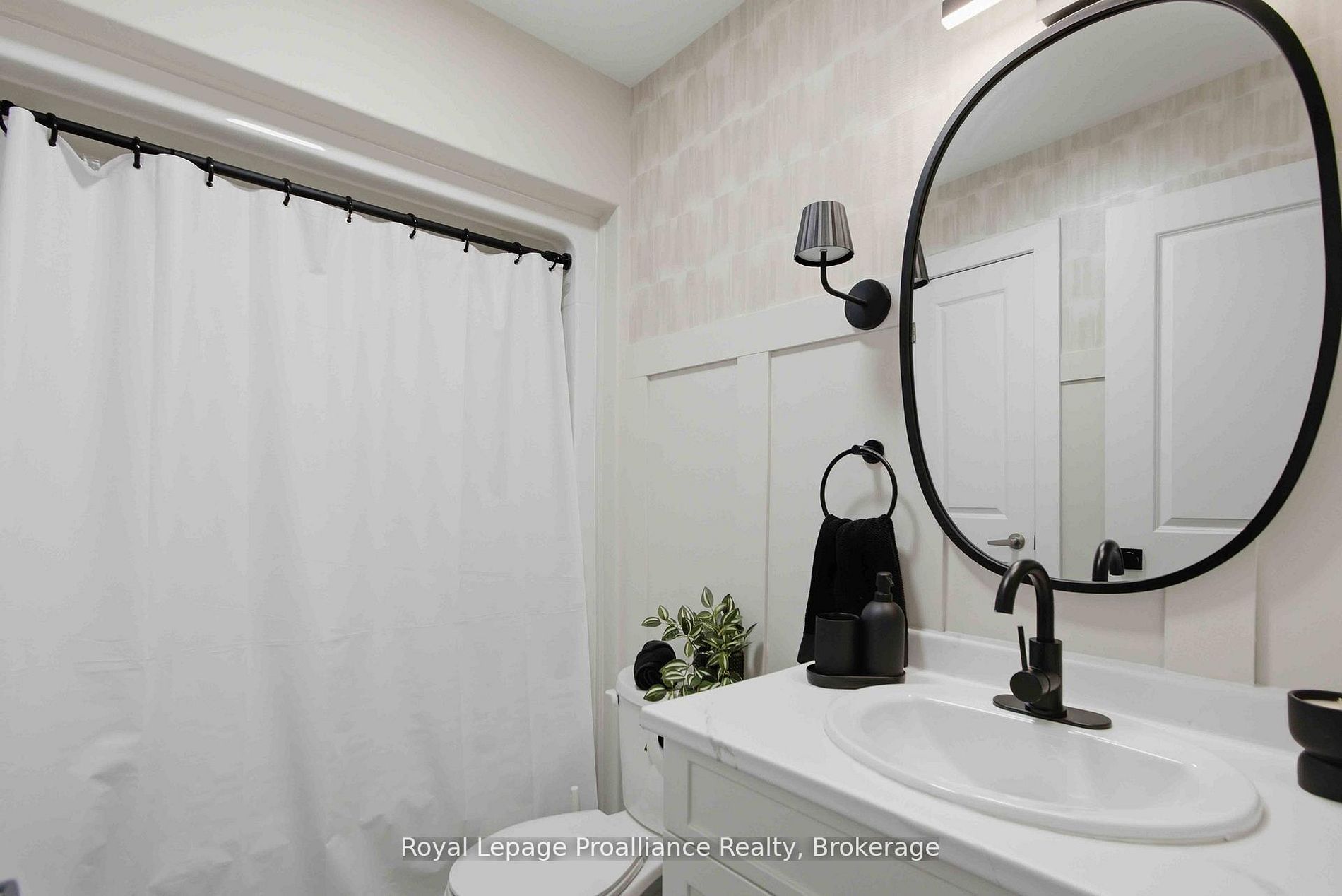 24 Buchanan Avenue Property Photo 19