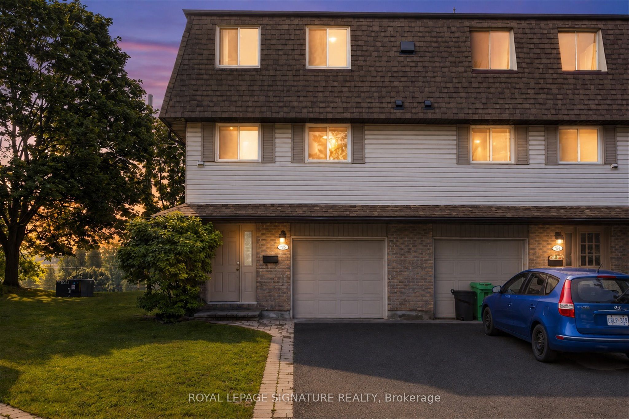 30 Champlain Crescent 36 Property Photo 3