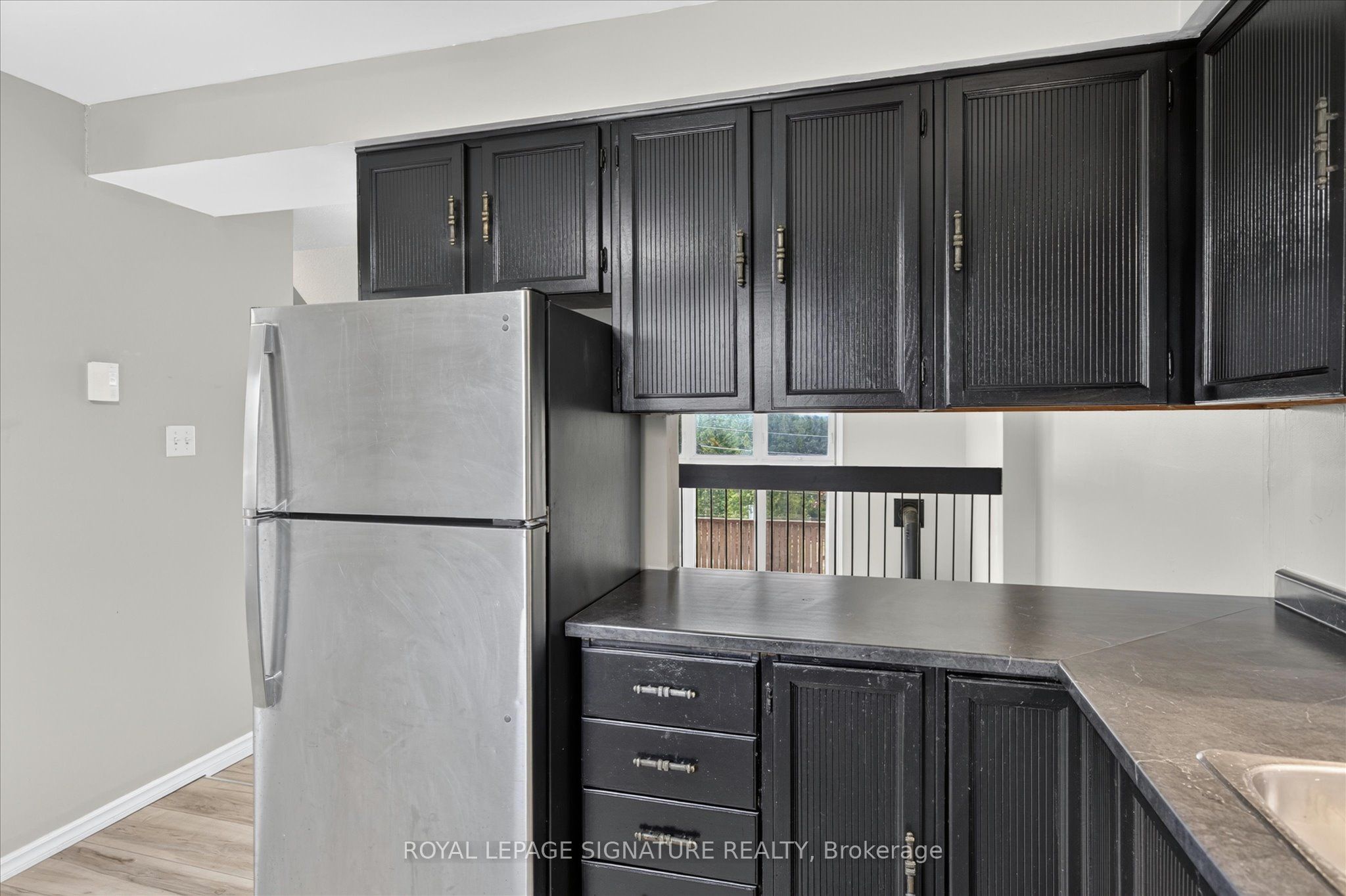 30 Champlain Crescent 36 Property Photo 18