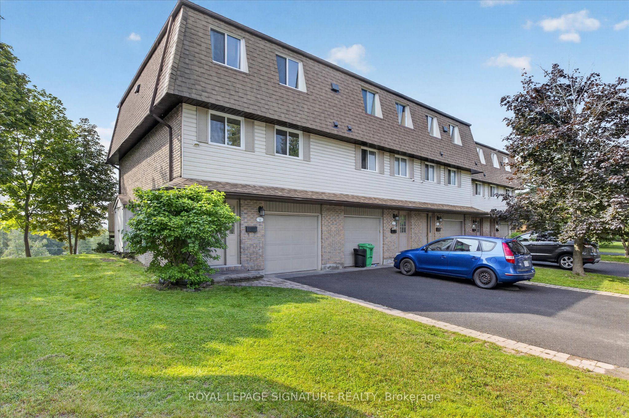 30 Champlain Crescent 36 Property Photo 43