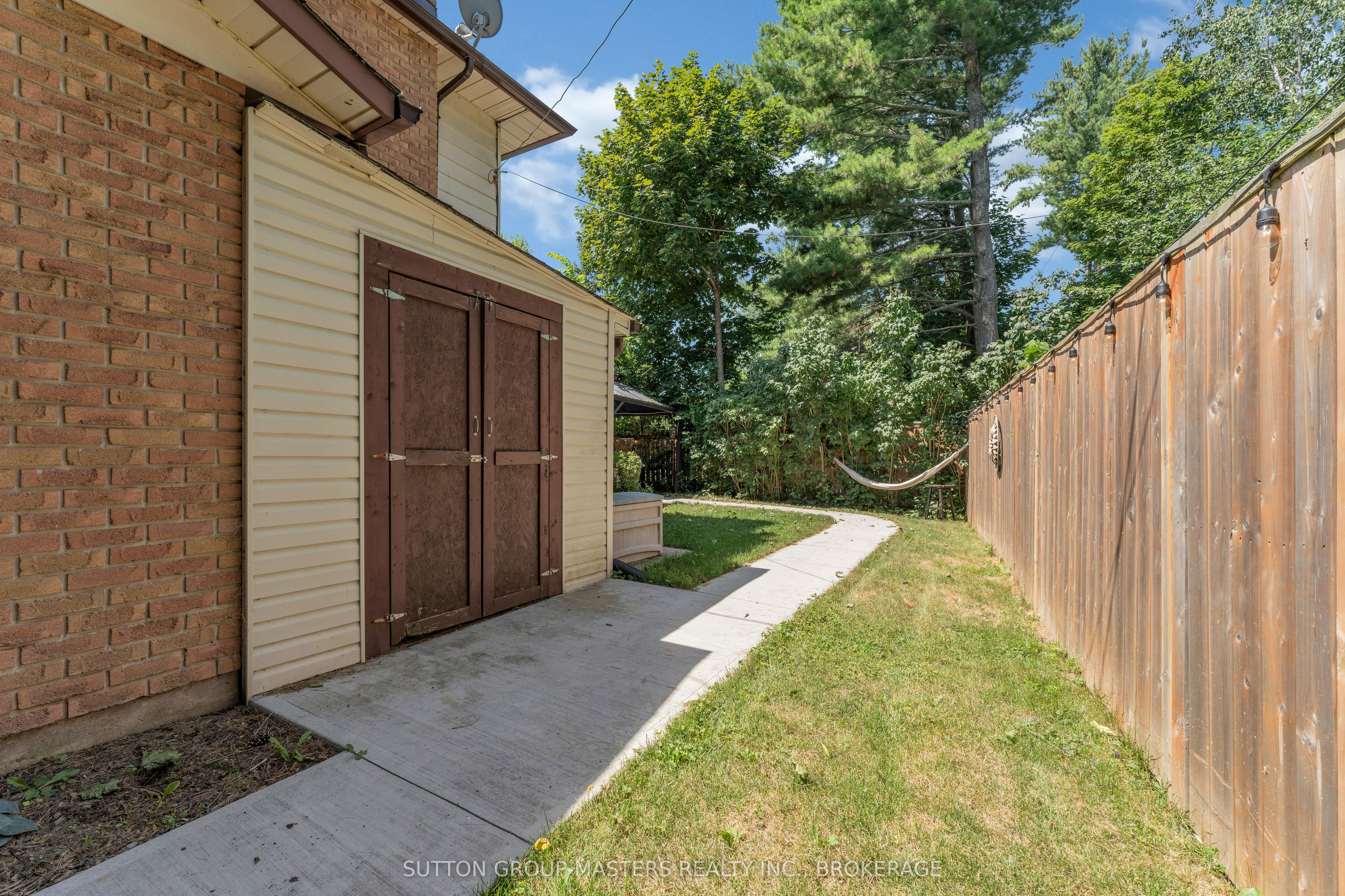715 E Collins Bay Road Property Photo 46