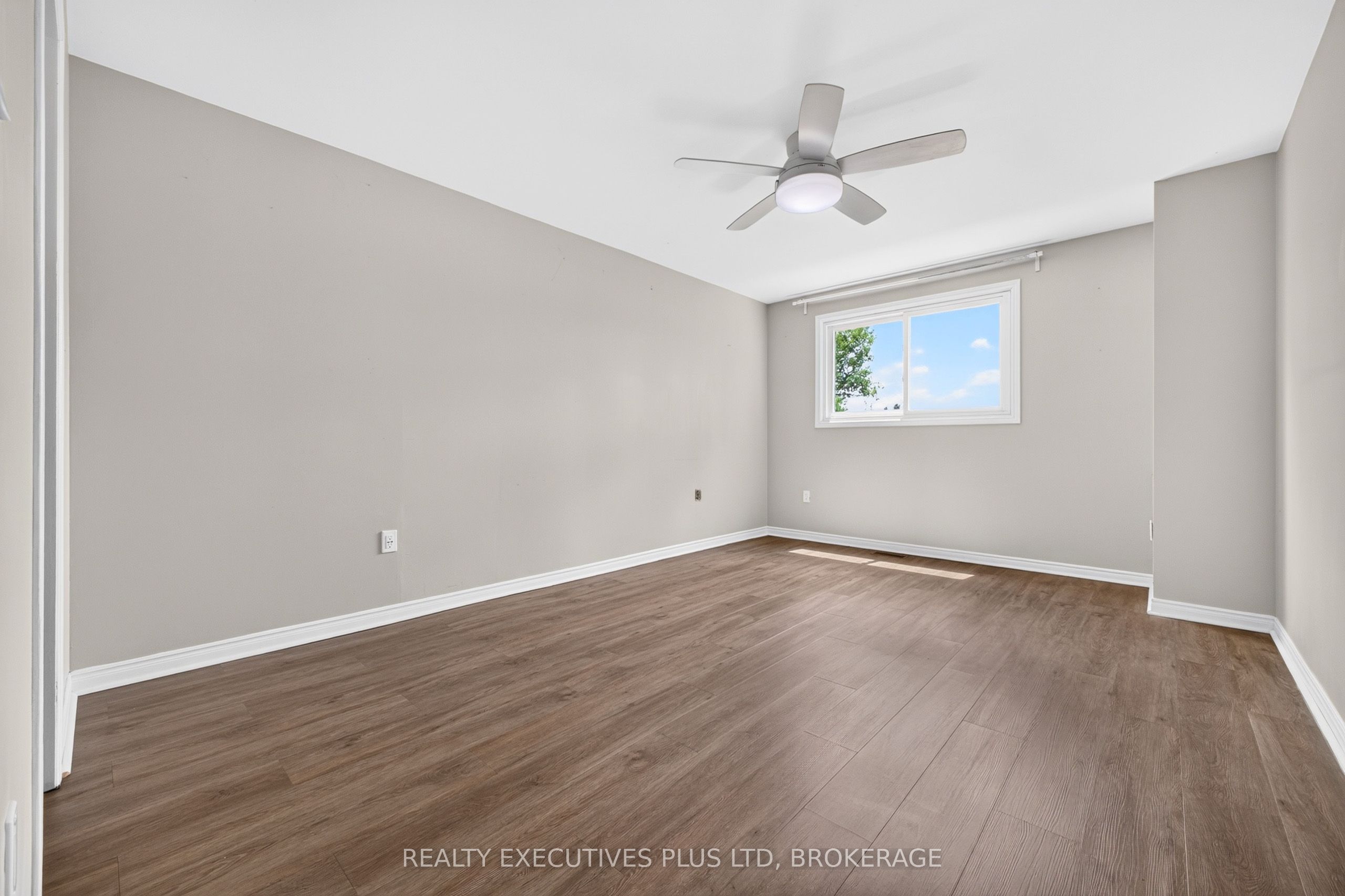 6044 Swayze Drive 6 Property Photo 24