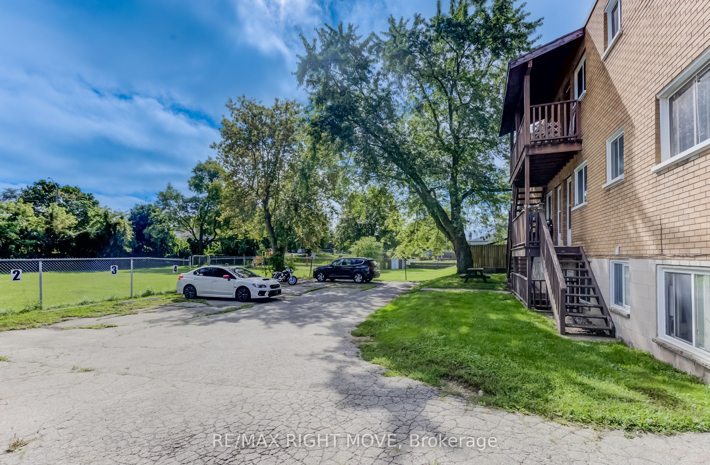 125 Schlueter Street Property Photo 27