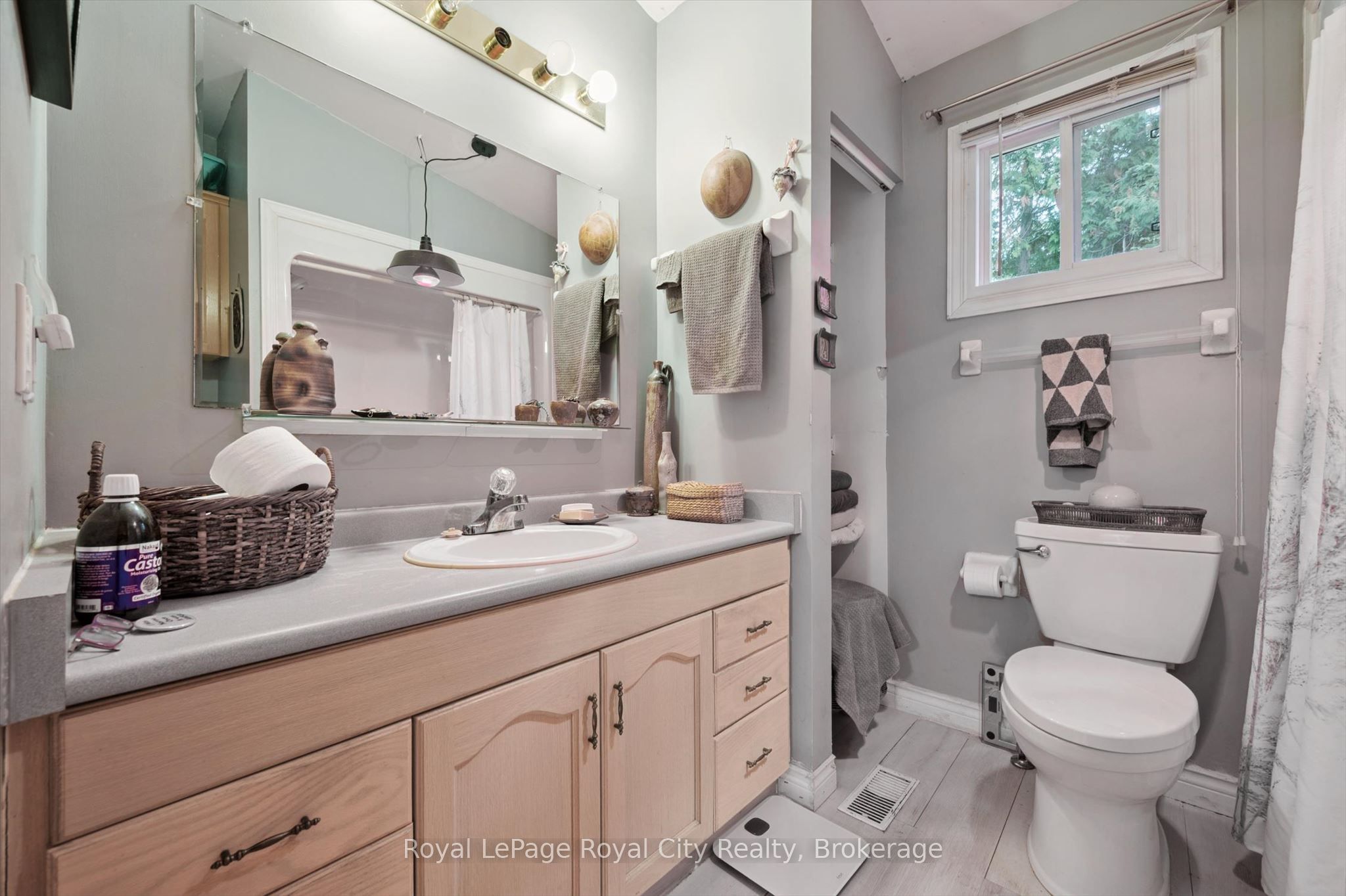 10 Spruce Avenue Property Photo 20