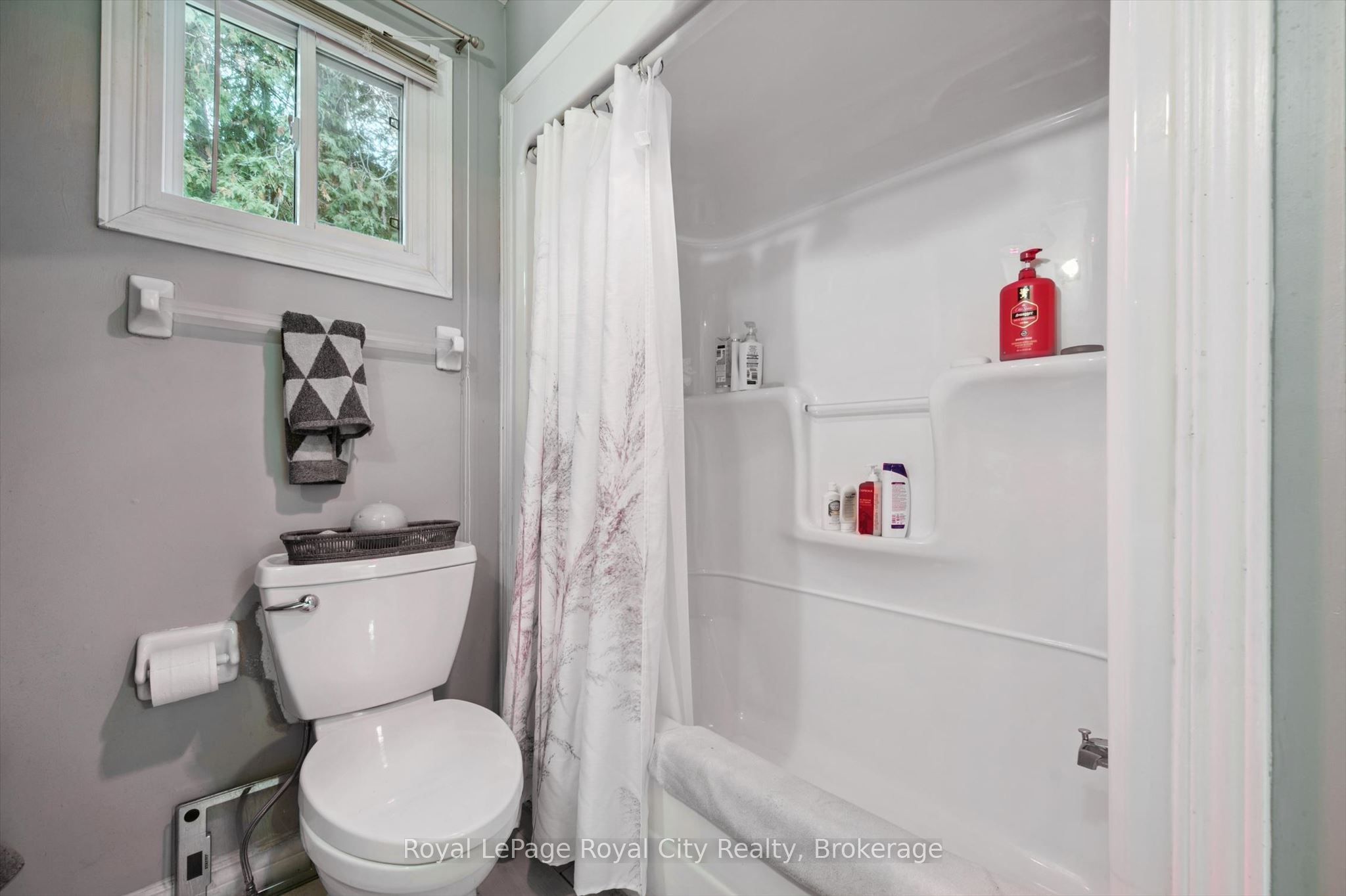10 Spruce Avenue Property Photo 21