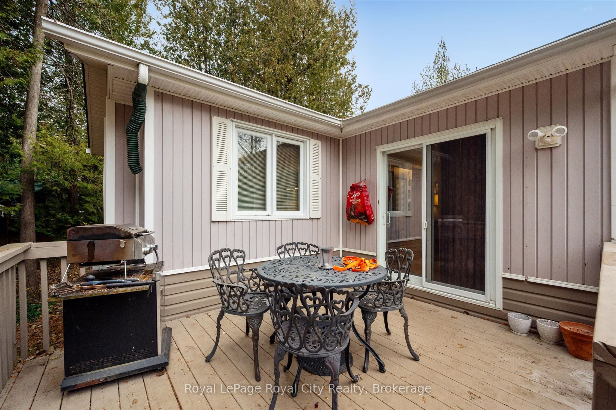 10 Spruce Avenue Property Photo 23
