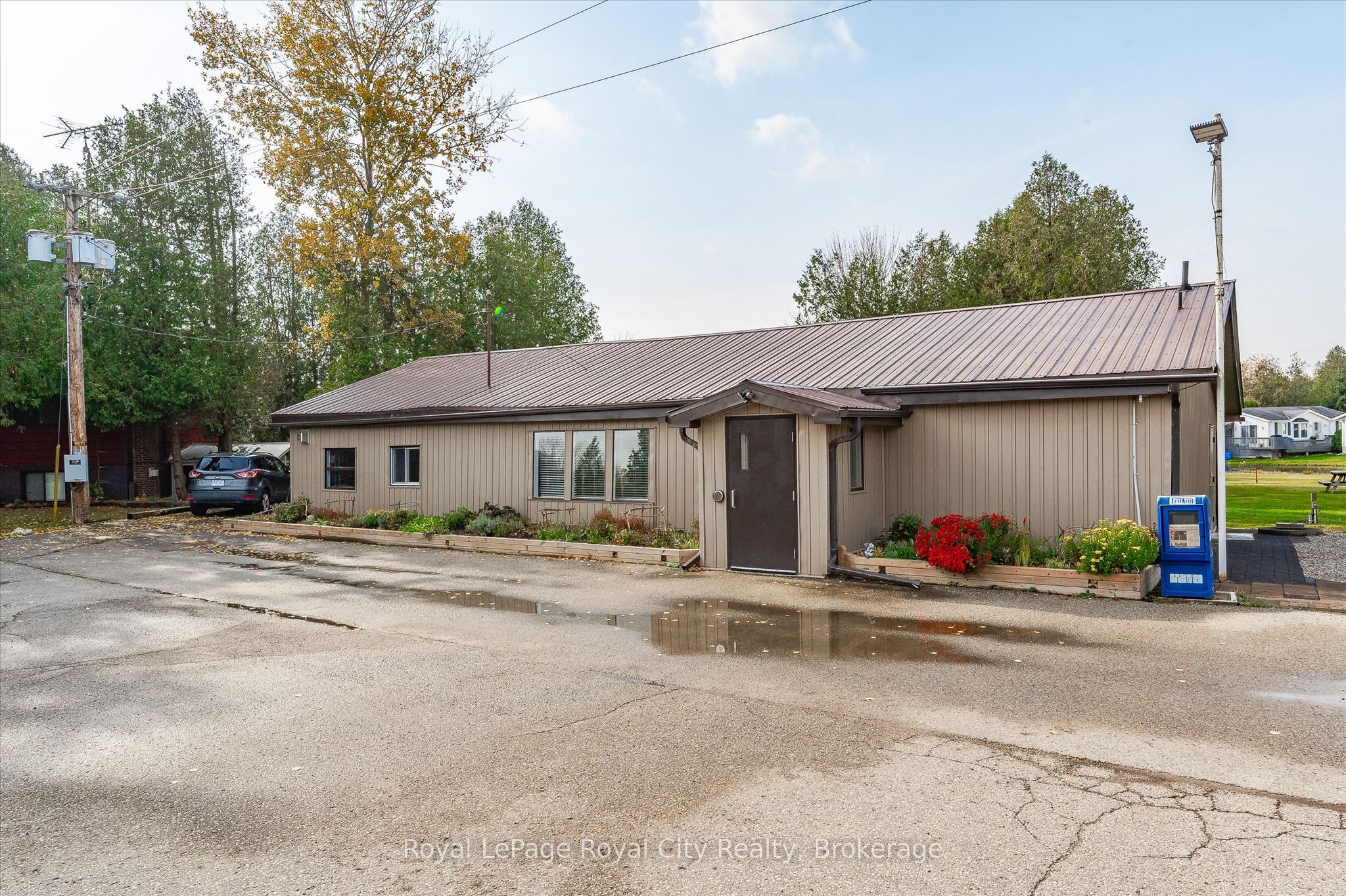 10 Spruce Avenue Property Photo 31