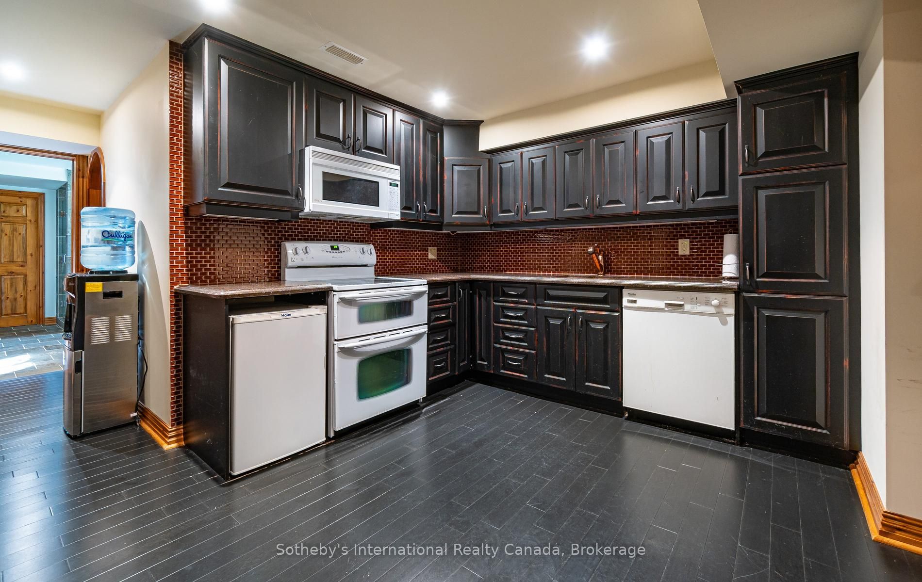 203 Ski Hill Road Property Photo 35