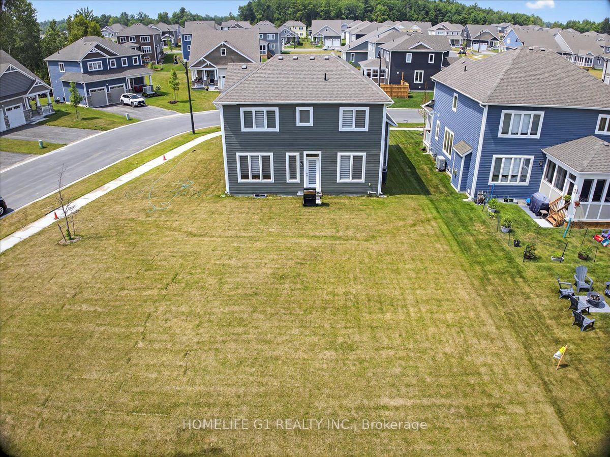 5 Dyer Crescent Property Photo 6