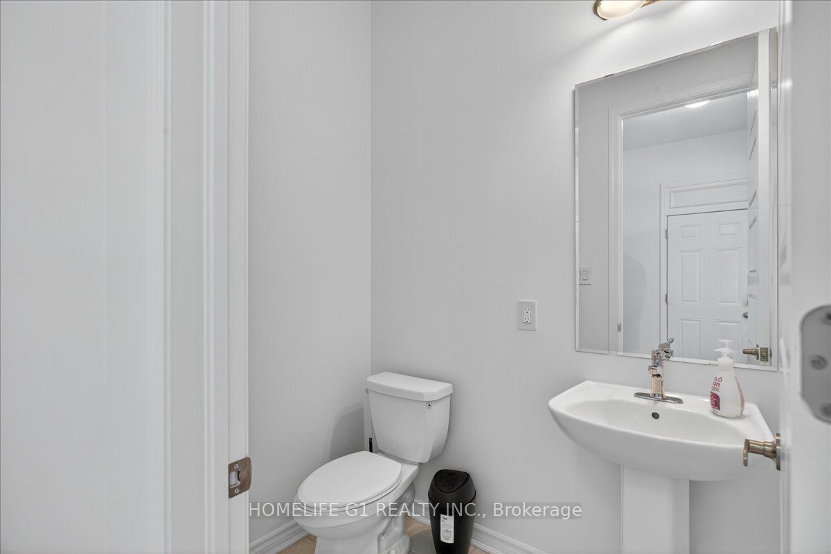 5 Dyer Crescent Property Photo 10