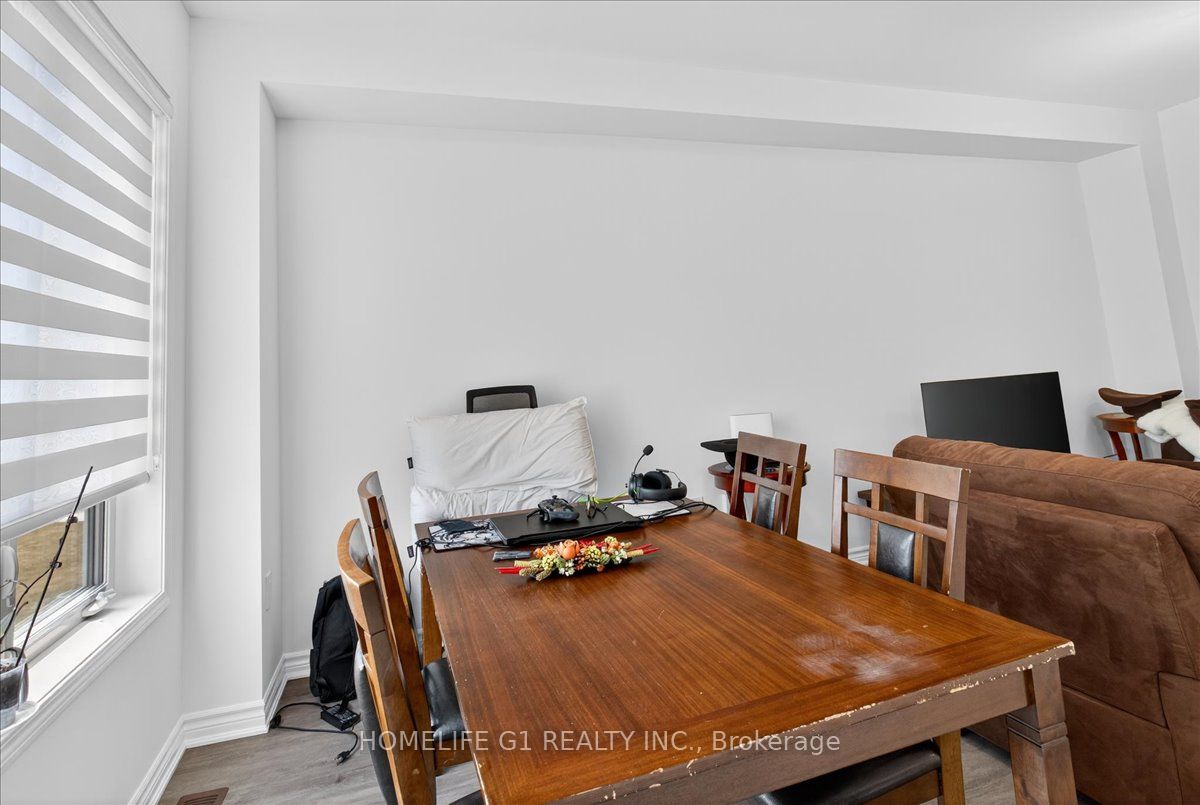 5 Dyer Crescent Property Photo 16
