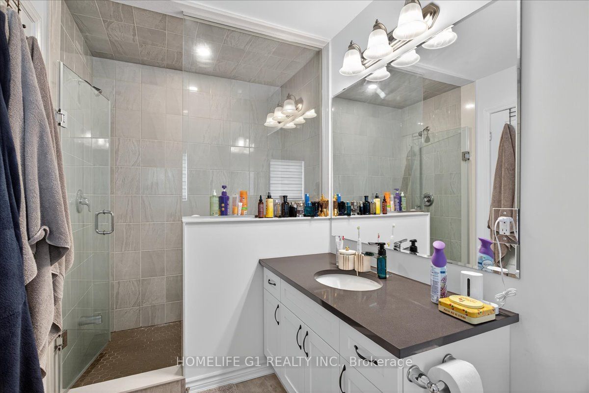 5 Dyer Crescent Property Photo 30