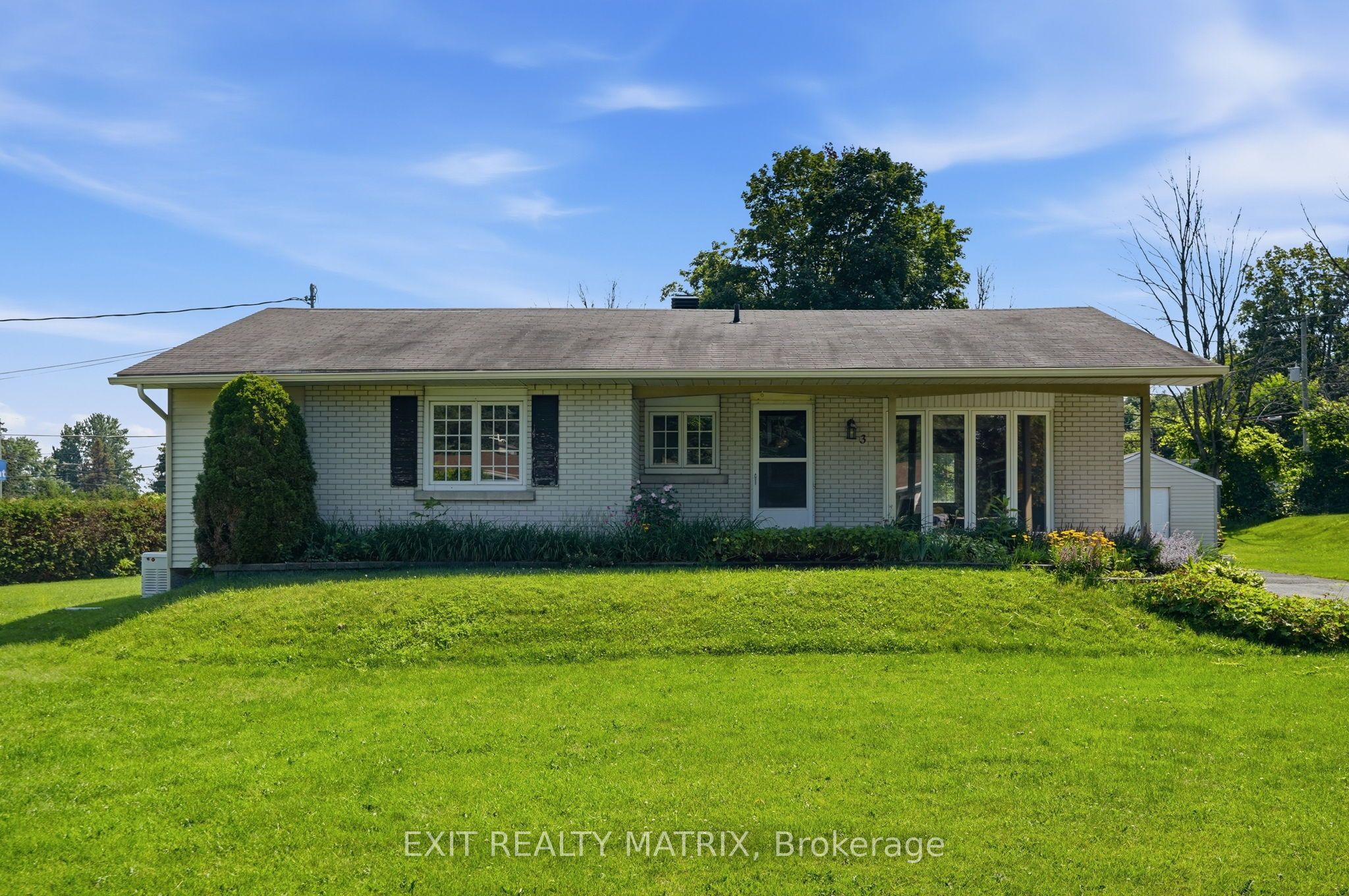 3 Hillview Circle Property Photo 1